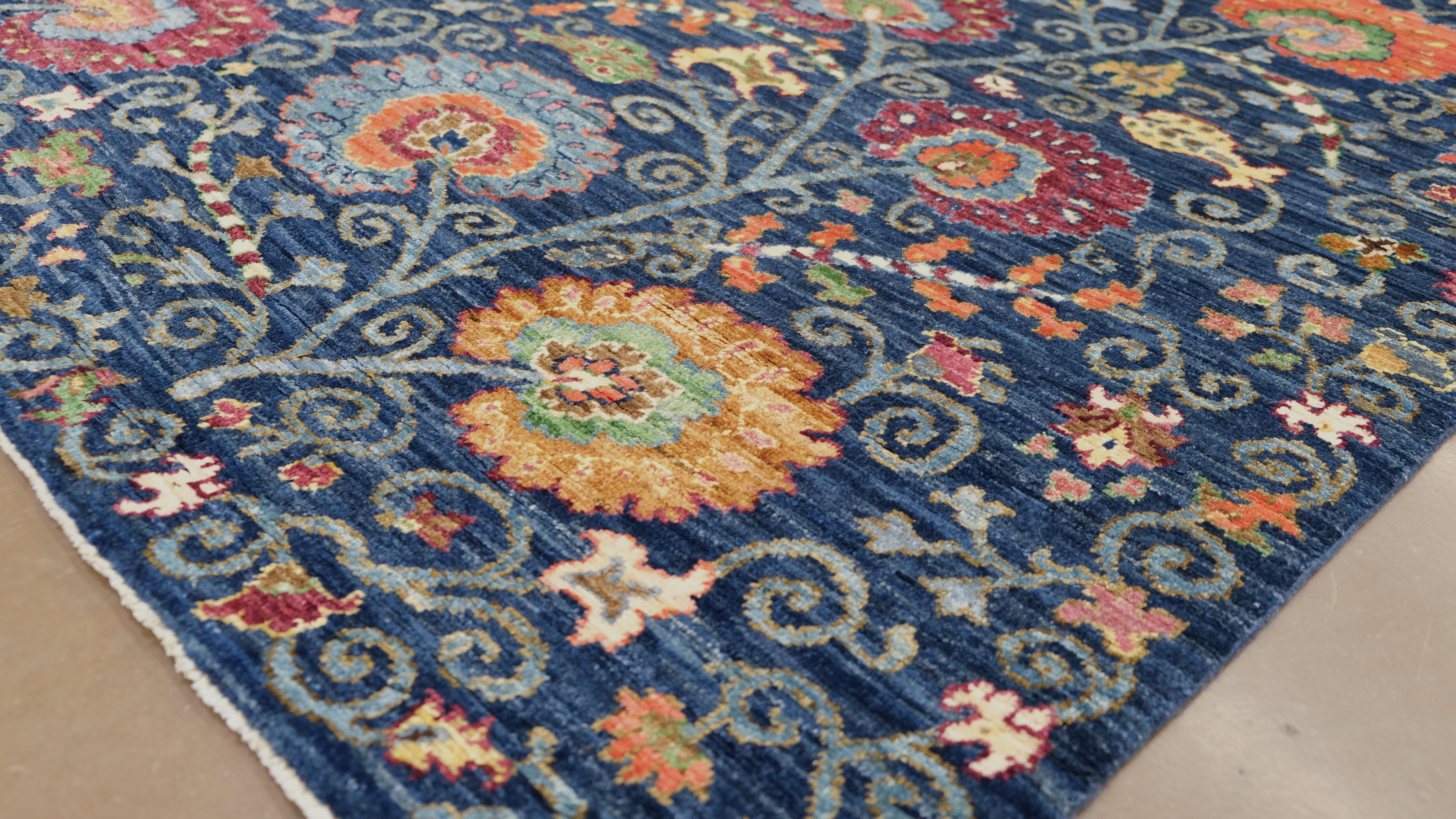 Art and Craft Floral Mehrfarbiger Wollteppich 7'10''x9'11'' Circa 2020 (Handgeknüpft) im Angebot