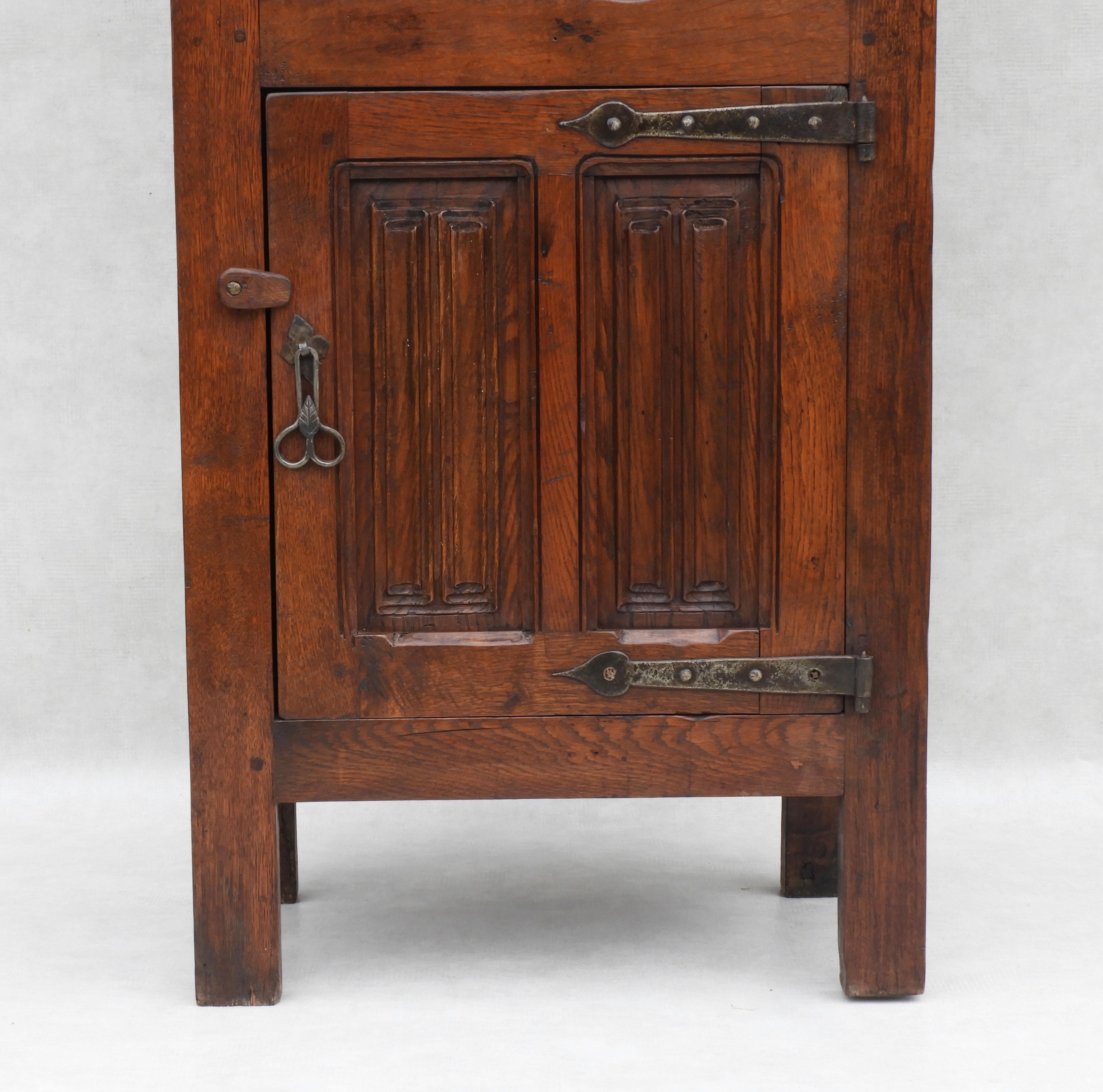 British Art and Crafts Oak Cabinet c1900
