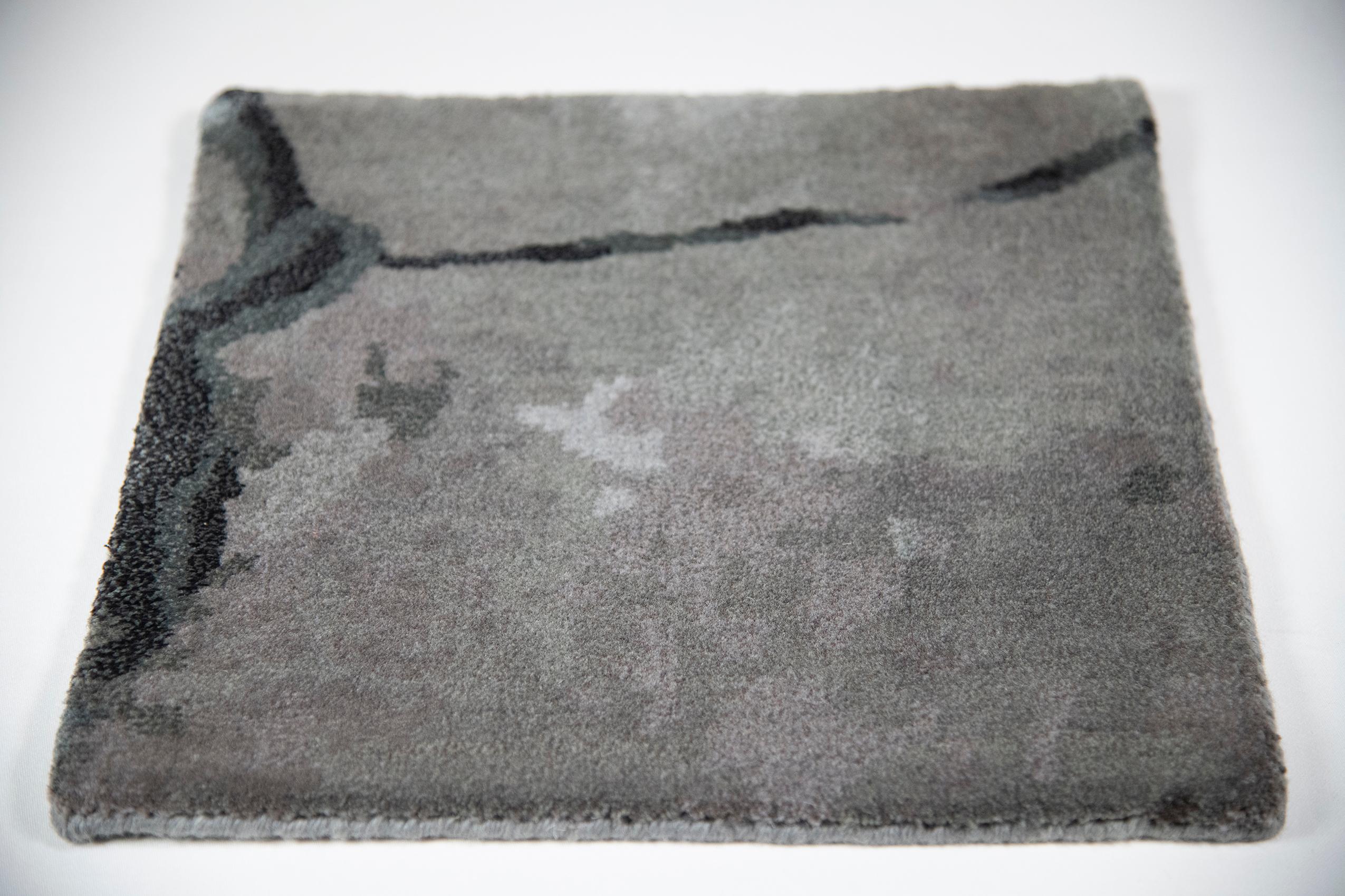 Modern Art Area Rug - Platinum Abstract - Grey For Sale