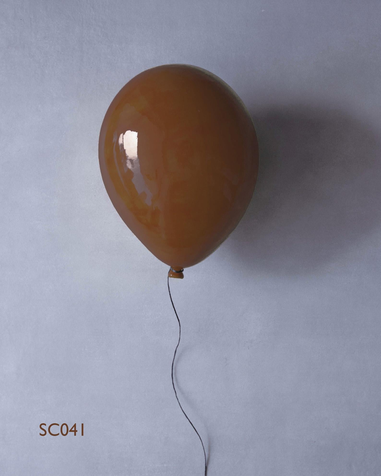 Escultura globo de arcilla marrón chocolate hecha a mano para pared, techo, Mediana en venta 3