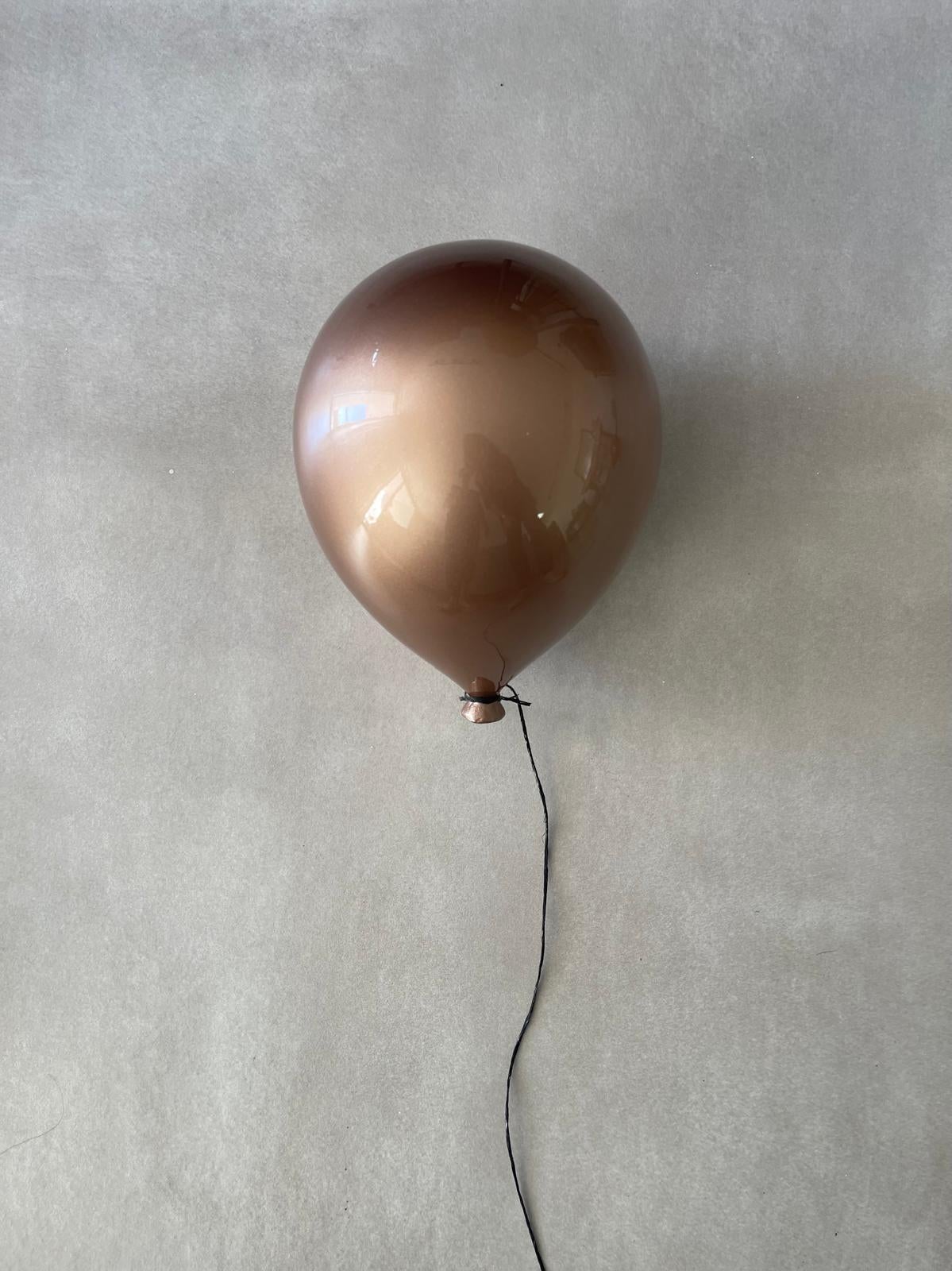 2 globos de arcilla brillante en Rojo Dorado y Beige - Para pared o techo -medio - Sculpture Contemporáneo de Art Arsouf