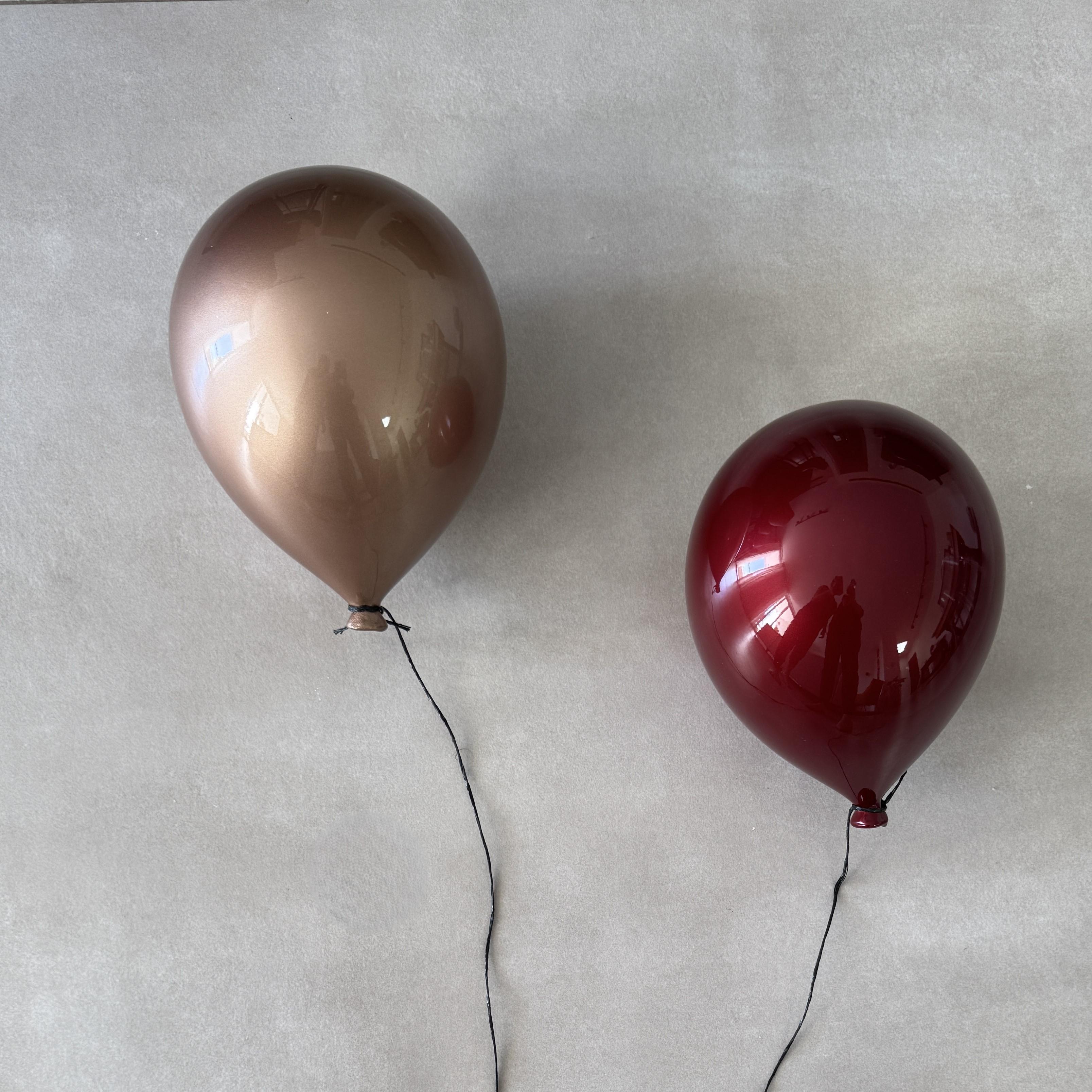 2 globos de arcilla brillante en Rojo Dorado y Beige - Para pared o techo -medio