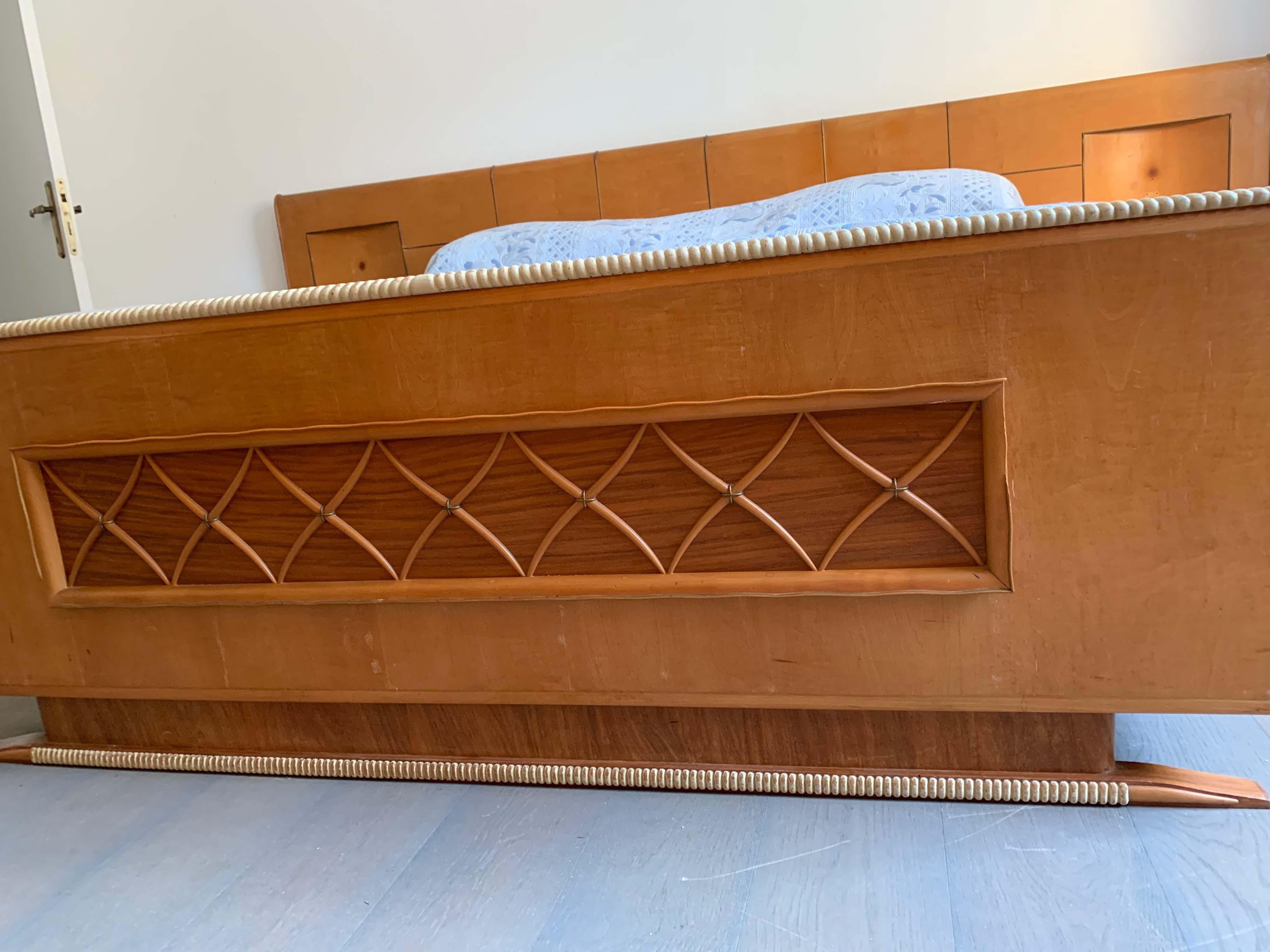 Art déco-Bett aus Ahornholz, 1930er-Jahre im Angebot 4