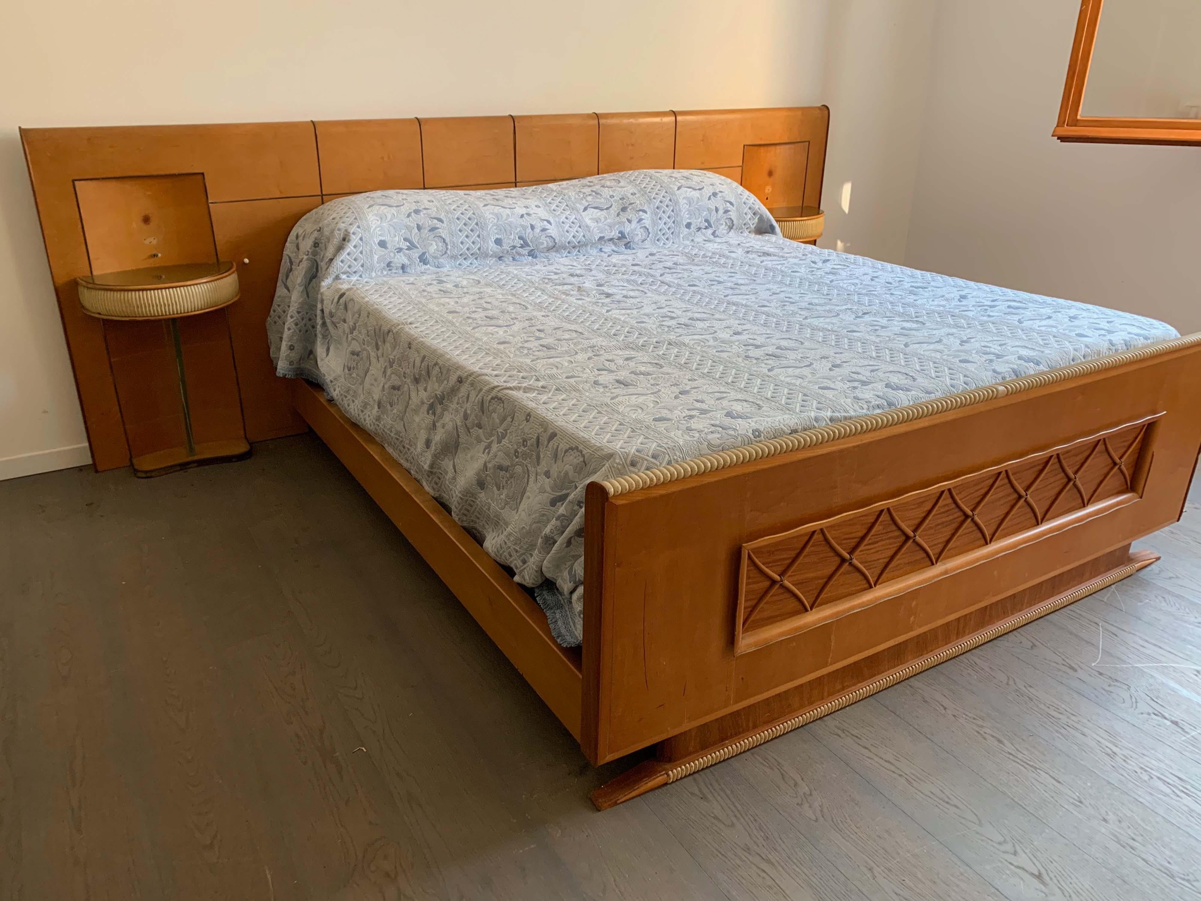 Italian Art Art Deco Maple Bed, 1930s For Sale