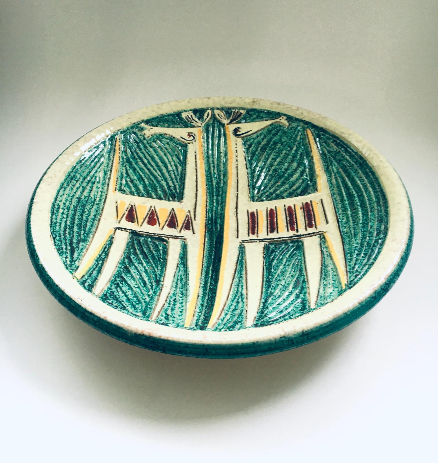 Mid-Century moderno Ciotola grande con cavalli etruschi dello Studio A di Fratelli Fanciullacci in vendita