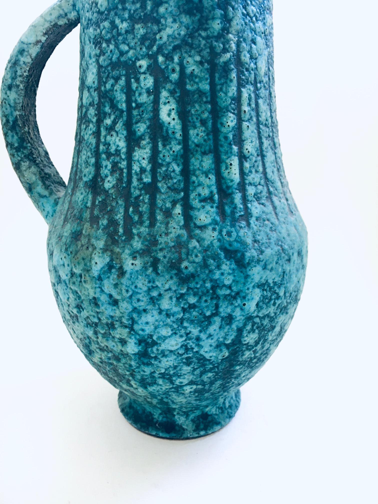 Art Ceramics Sgraffito Handle Vase by Alvino Bagni for Raymor, Italy 1960's For Sale 1