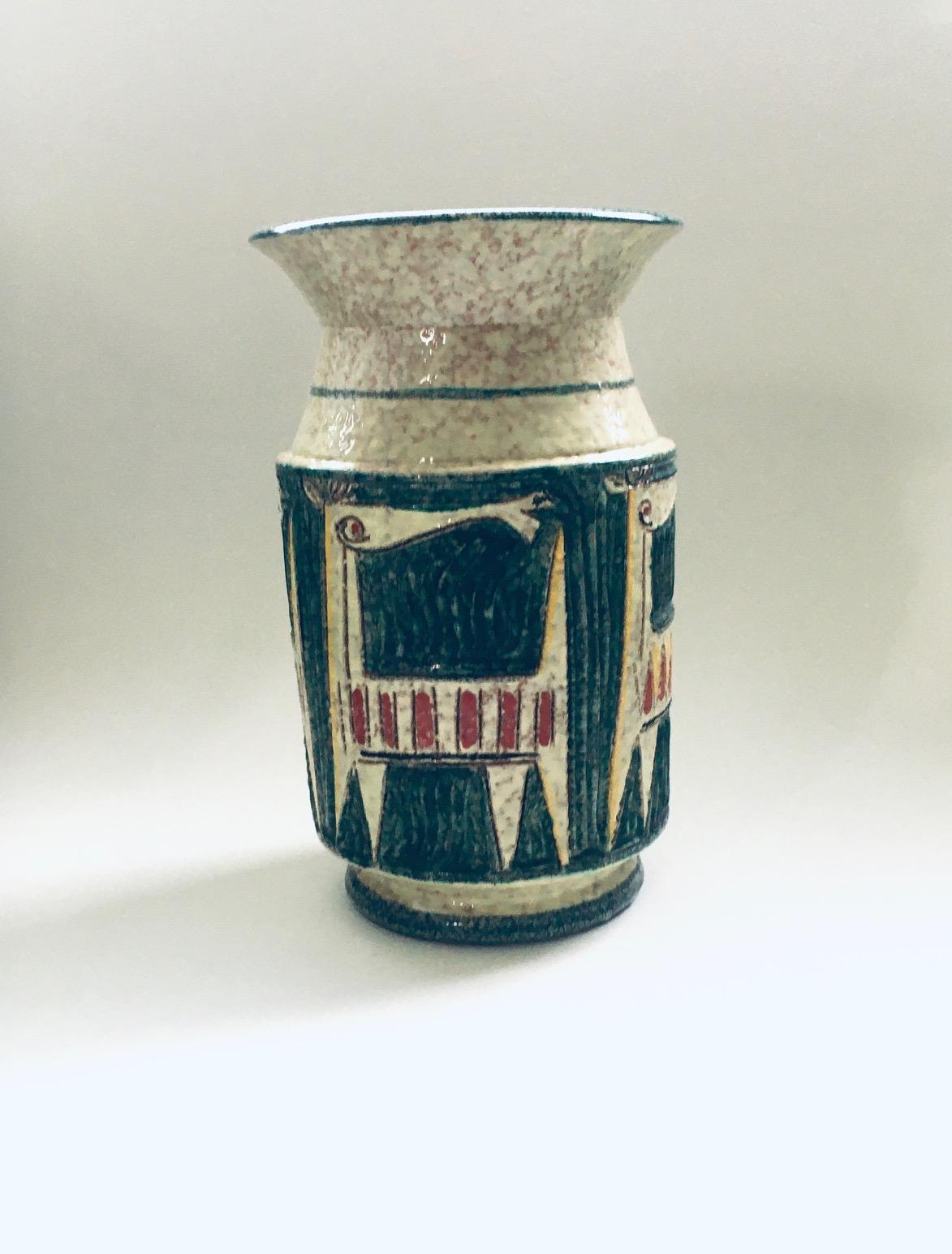 Mid-Century Modern Vase Art Ceramics Studio Etruscan Horses 63/65 de Fratelli Fanciullacci en vente