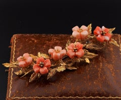 Art Coral Flower Leaf Large Spray Brooch 18 KT gold