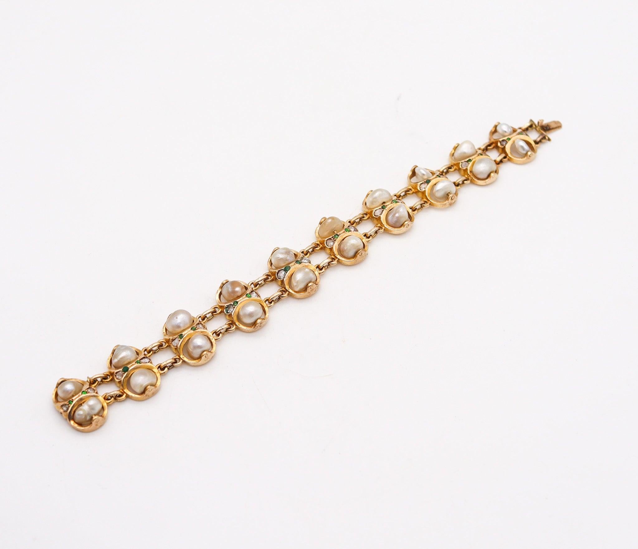 ART & CRAFT 1900 Natural Pearls Bracelet In 14Kt Gold With Diamonds & Demantoid In Excellent Condition For Sale In Miami, FL