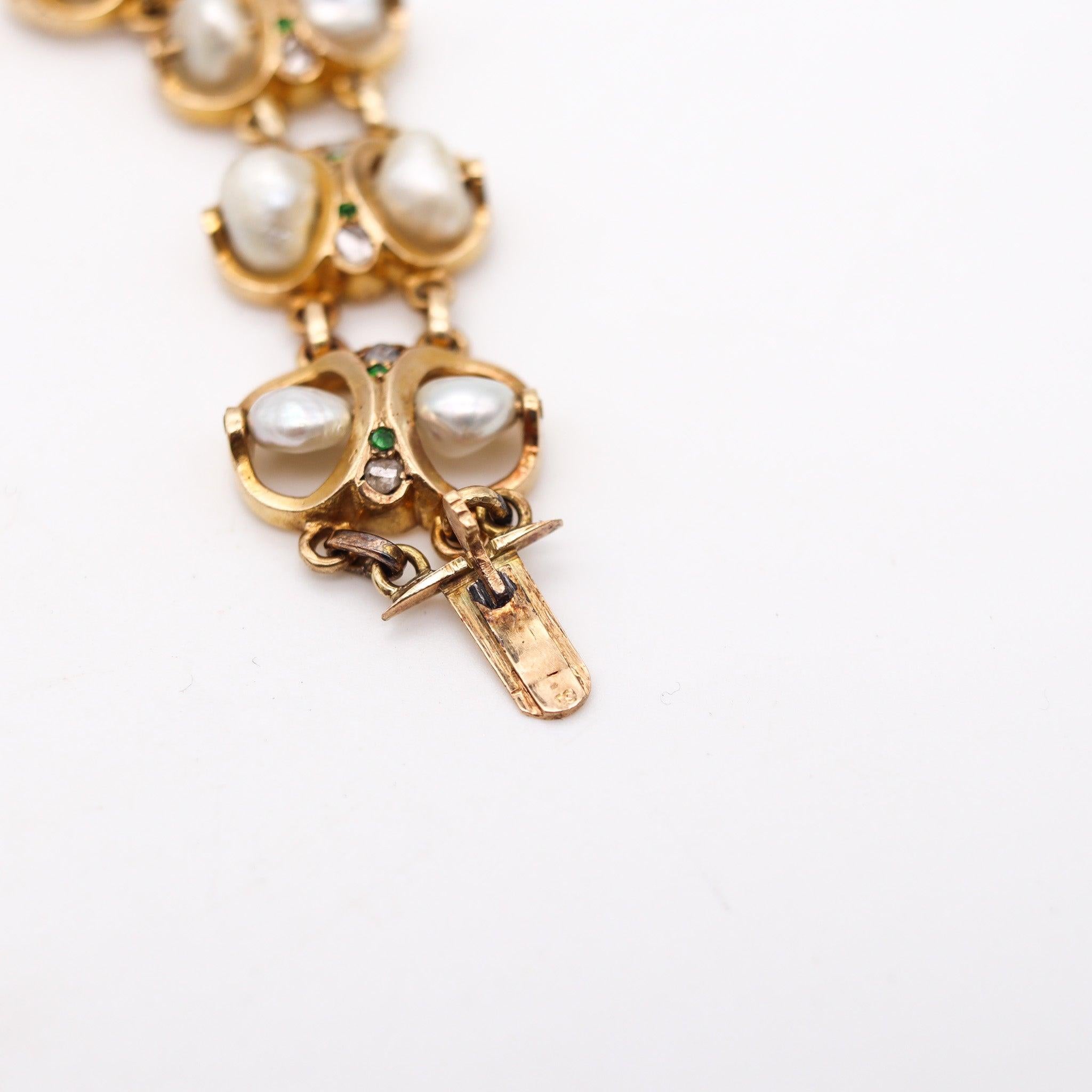 Women's ART & CRAFT 1900 Natural Pearls Bracelet In 14Kt Gold With Diamonds & Demantoid For Sale