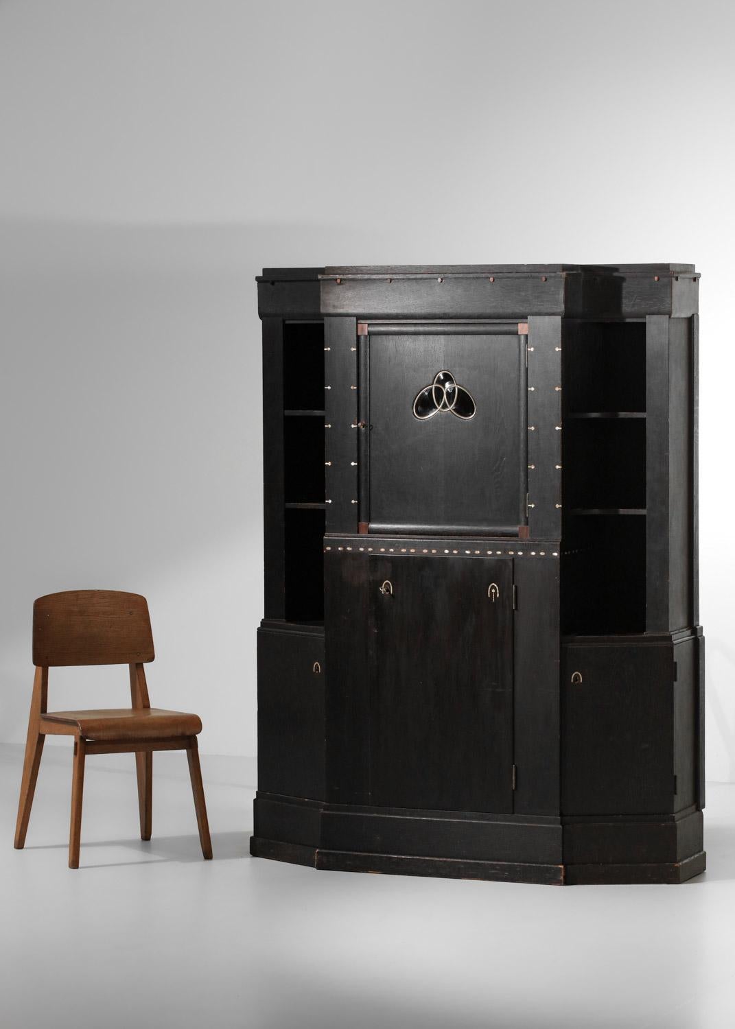 Art craft furniture from the 20s in blackened oak attributed to Josef hoffmann  For Sale 6