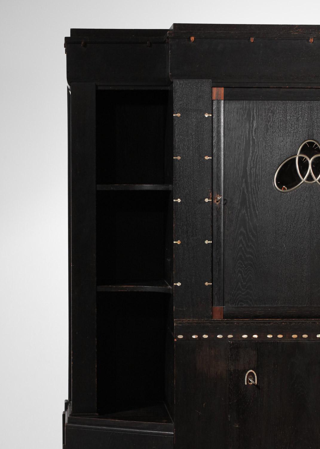 Art craft furniture from the 20s in blackened oak attributed to Josef hoffmann  For Sale 1