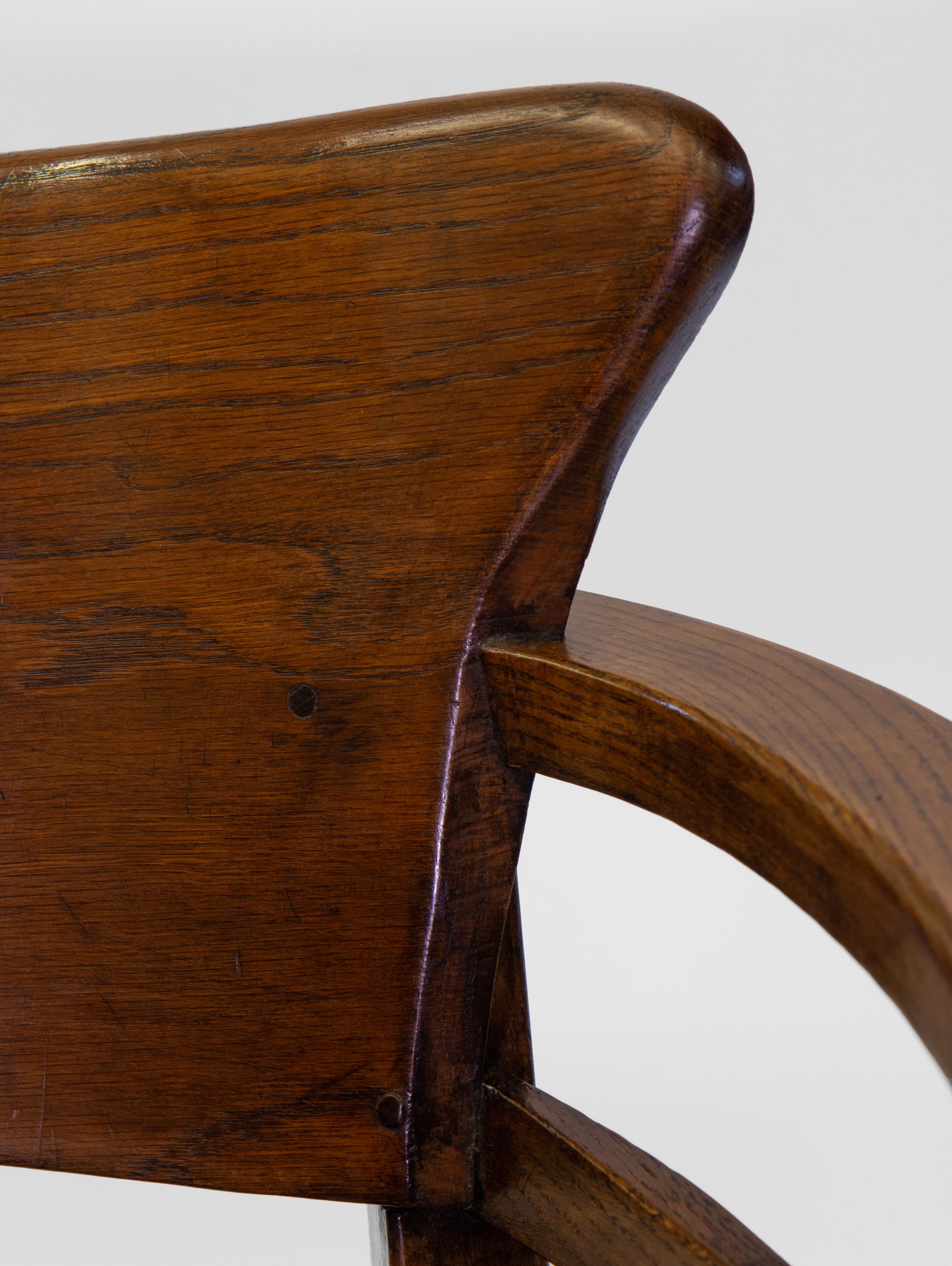 Chaise de bureau Art & Crafts en chêne et cuir dans le style de Richard Riemerschmid 2 en vente 2