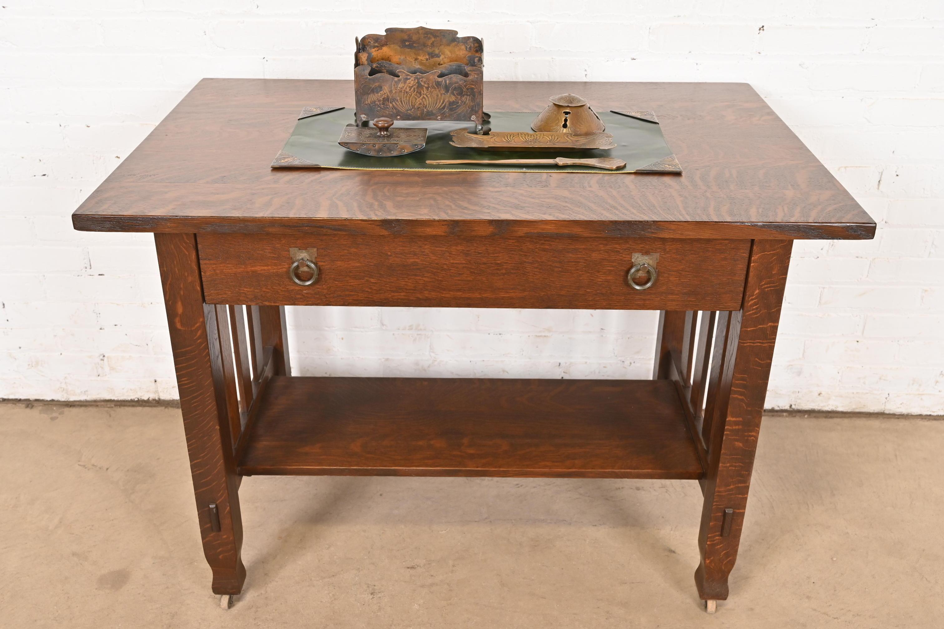 Art Crafts Shop Hammered Copper Six-Piece Desk Set, Circa 1905 For Sale 6