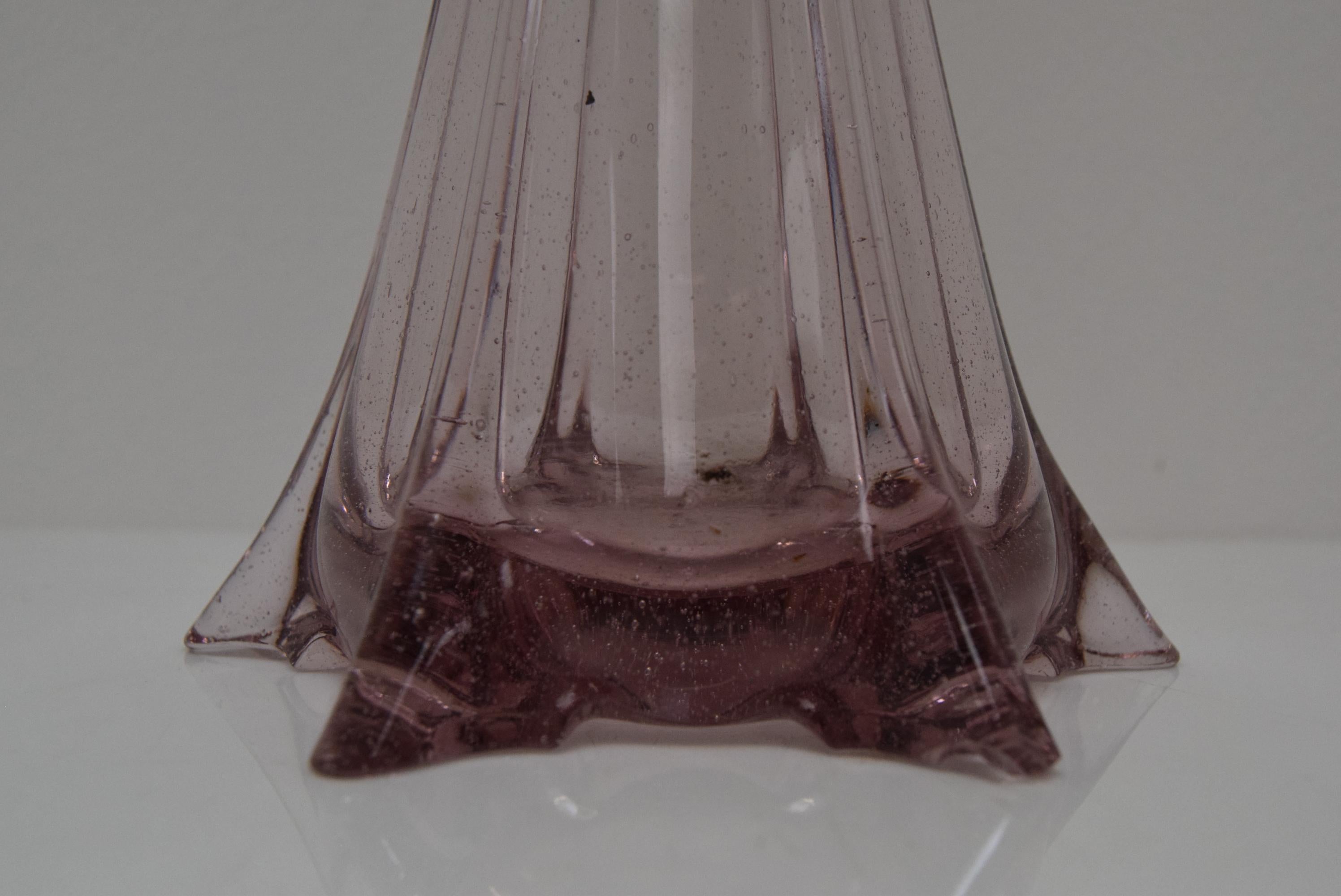 Vase en verre tchèque d'art, par Glasswork, né en novembre 1950 en vente 1
