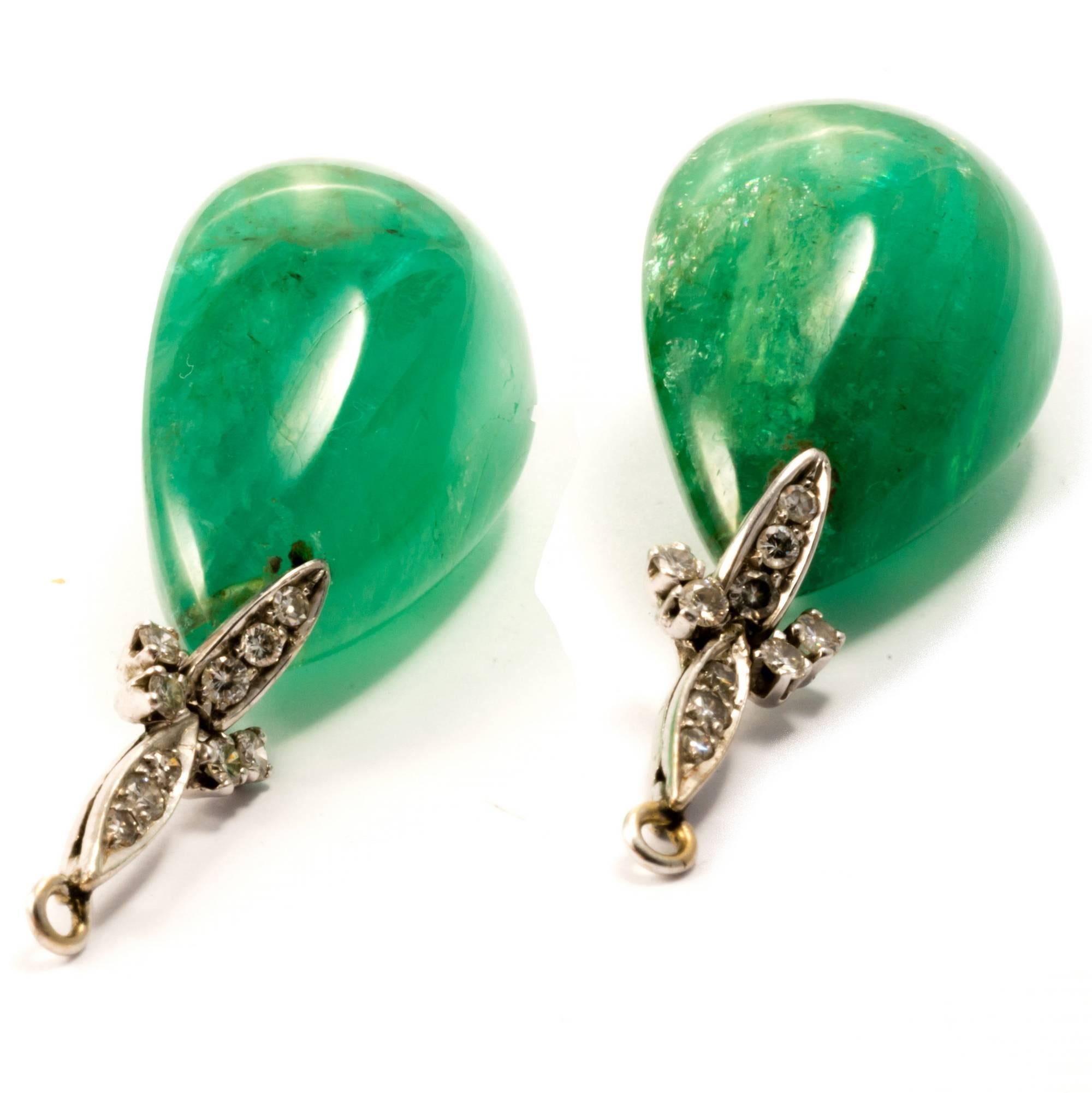 18K Antique Art Deco 40 Carats Emerald Drop Diamond Dangle Convertible Earrings In Good Condition For Sale In Roma, IT