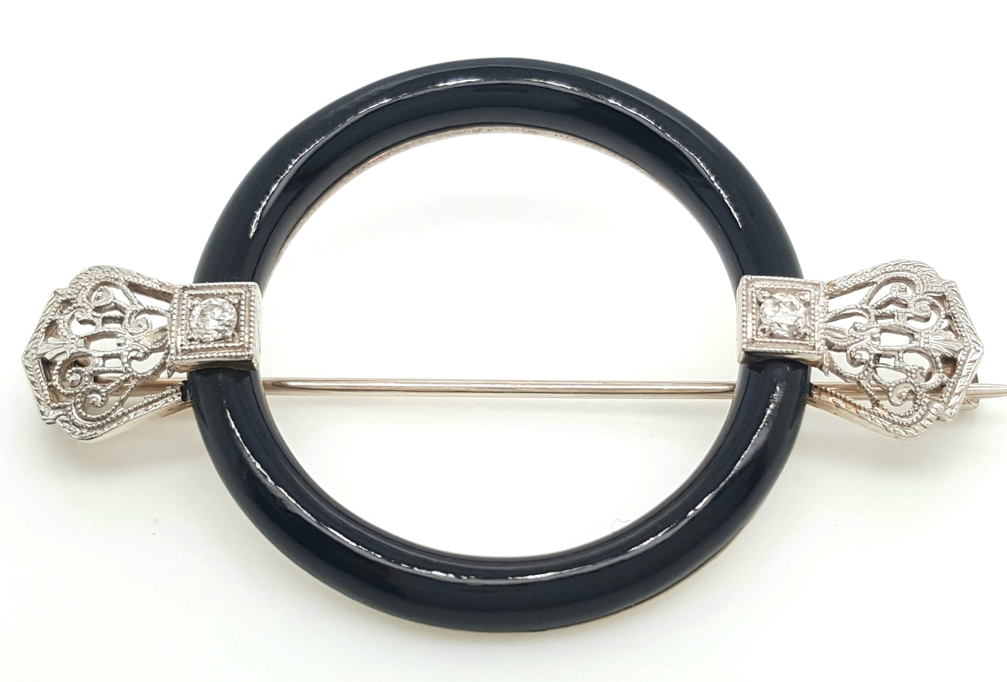 Art Deco 0.06 Carat Old European Cut Diamond with Black Onyx Circle Brooch Pin 3