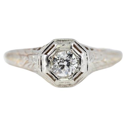 Art Deco 0.20 ct Old European Cut Diamond Engagement Ring in 18K White Gold For Sale