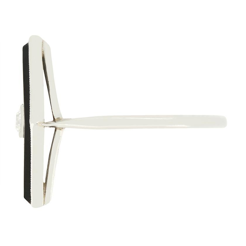 Art Déco Anello Art Deco con diamante e onice da 0,20 carati, 1920 ca. in vendita