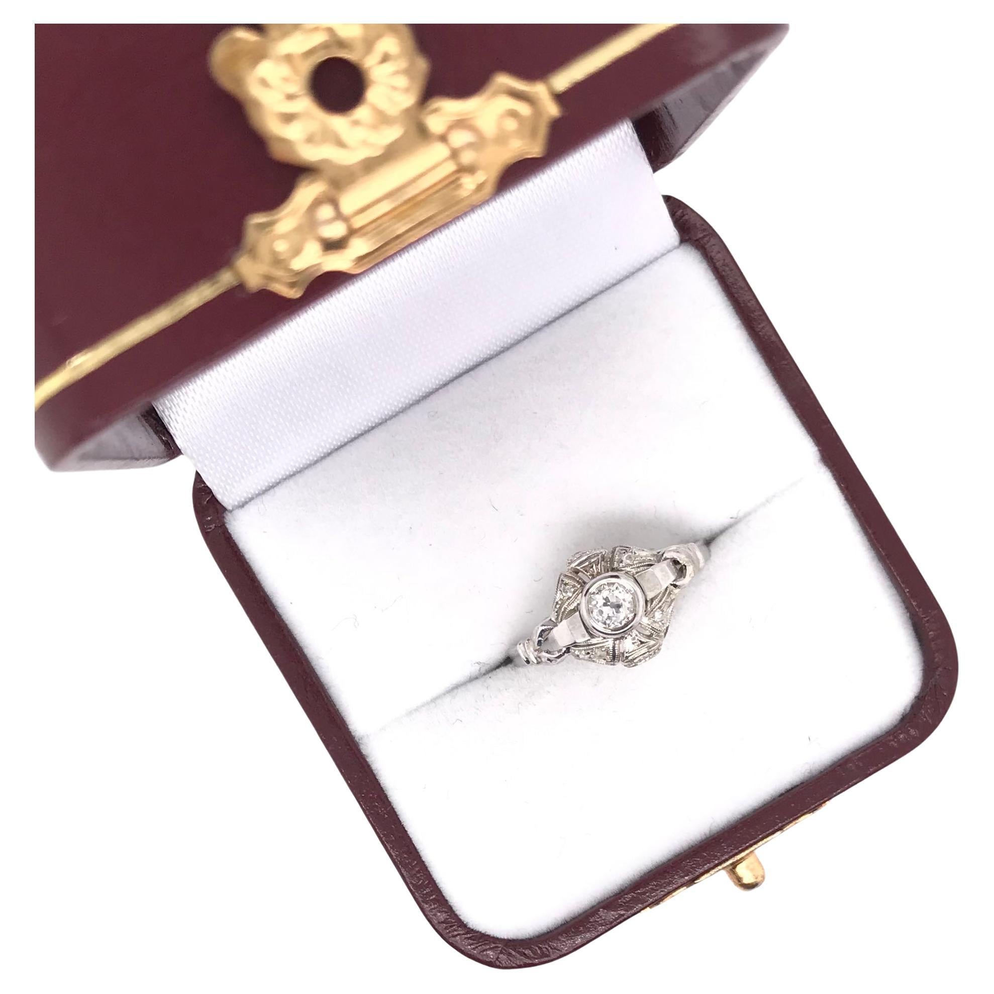 Art Deco 0.25 Carat Diamond Ring For Sale