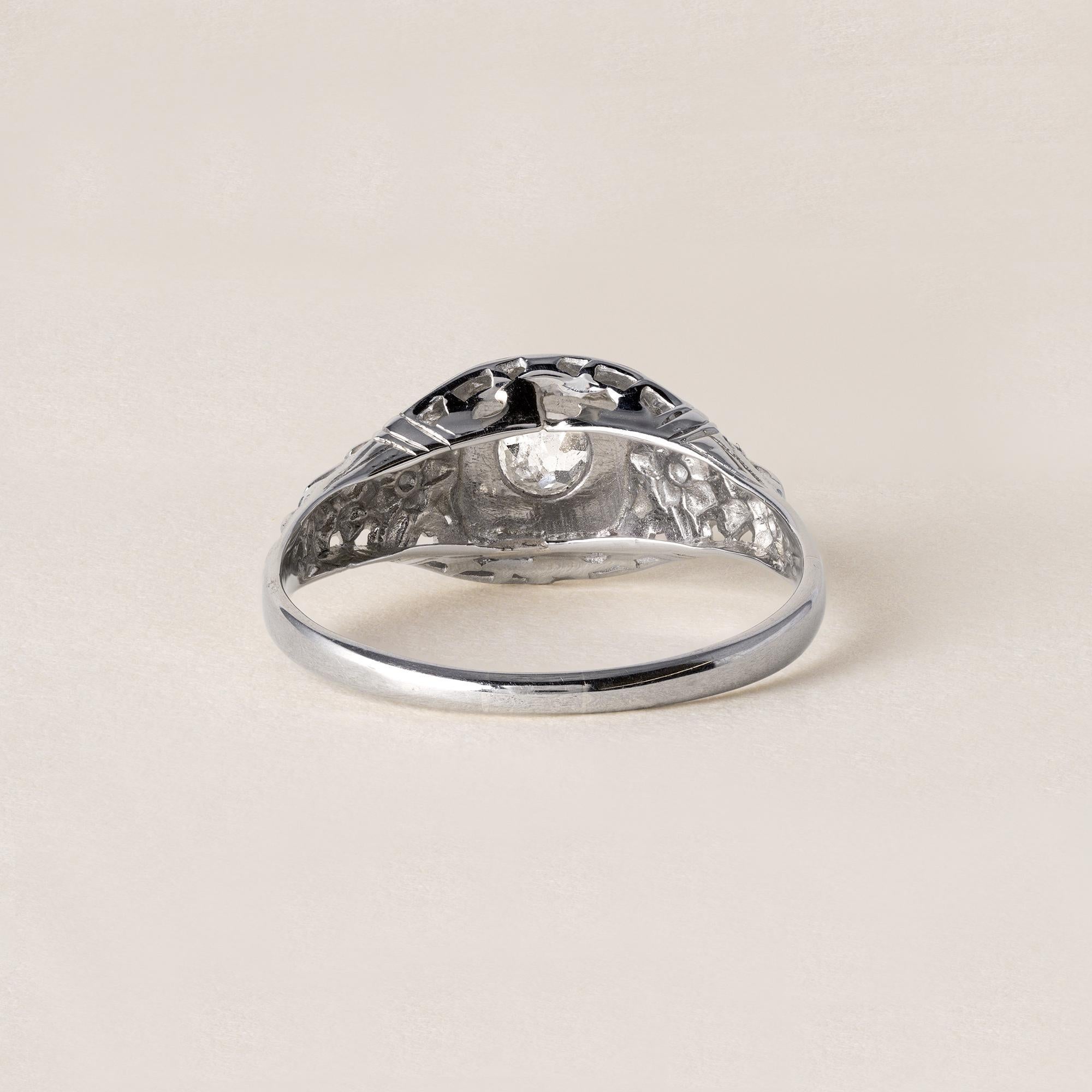 Taille vieille mine Art Deco 0.25 Carat Old Mine Cut Diamond Solitaire 14K White Gold en vente