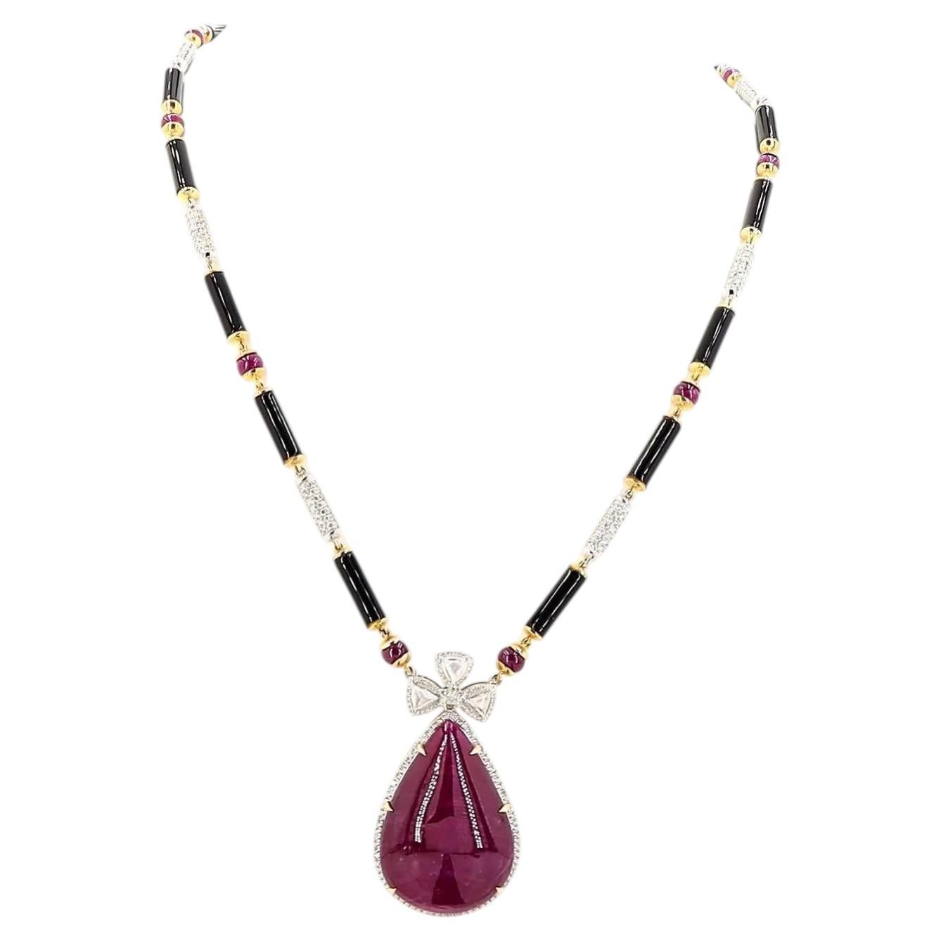 Art Deco 0.25 Carat Trilliant Cut Diamond Onyx Pearl Ruby Spinel Gold Necklace