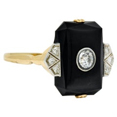 Art Deco 0.26 Carat Diamond Onyx Platinum-Topped 14 Karat Gold Ring