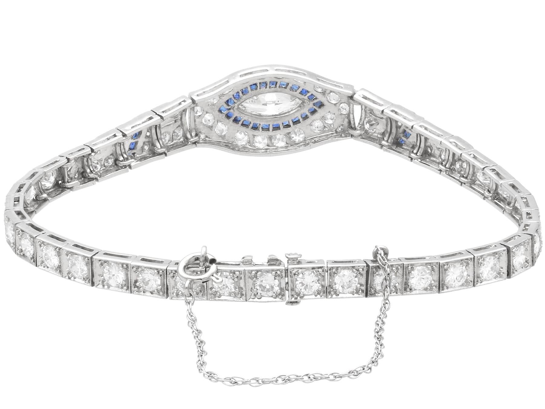 Bracciale Art Deco in platino con zaffiro da 0,30 carati e diamante da 7,58 carati Circa 1920 in vendita 3