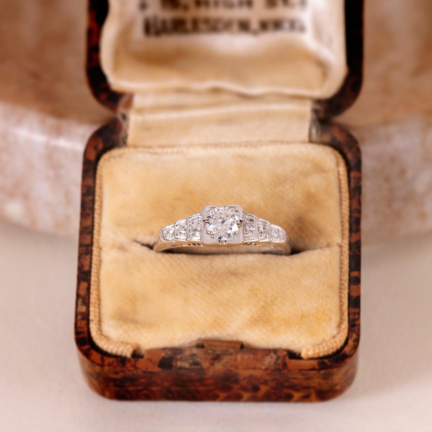 Old European Cut Art Deco 0.32 Ct. Diamond Engagement Ring G VS2 in 18k White Gold For Sale