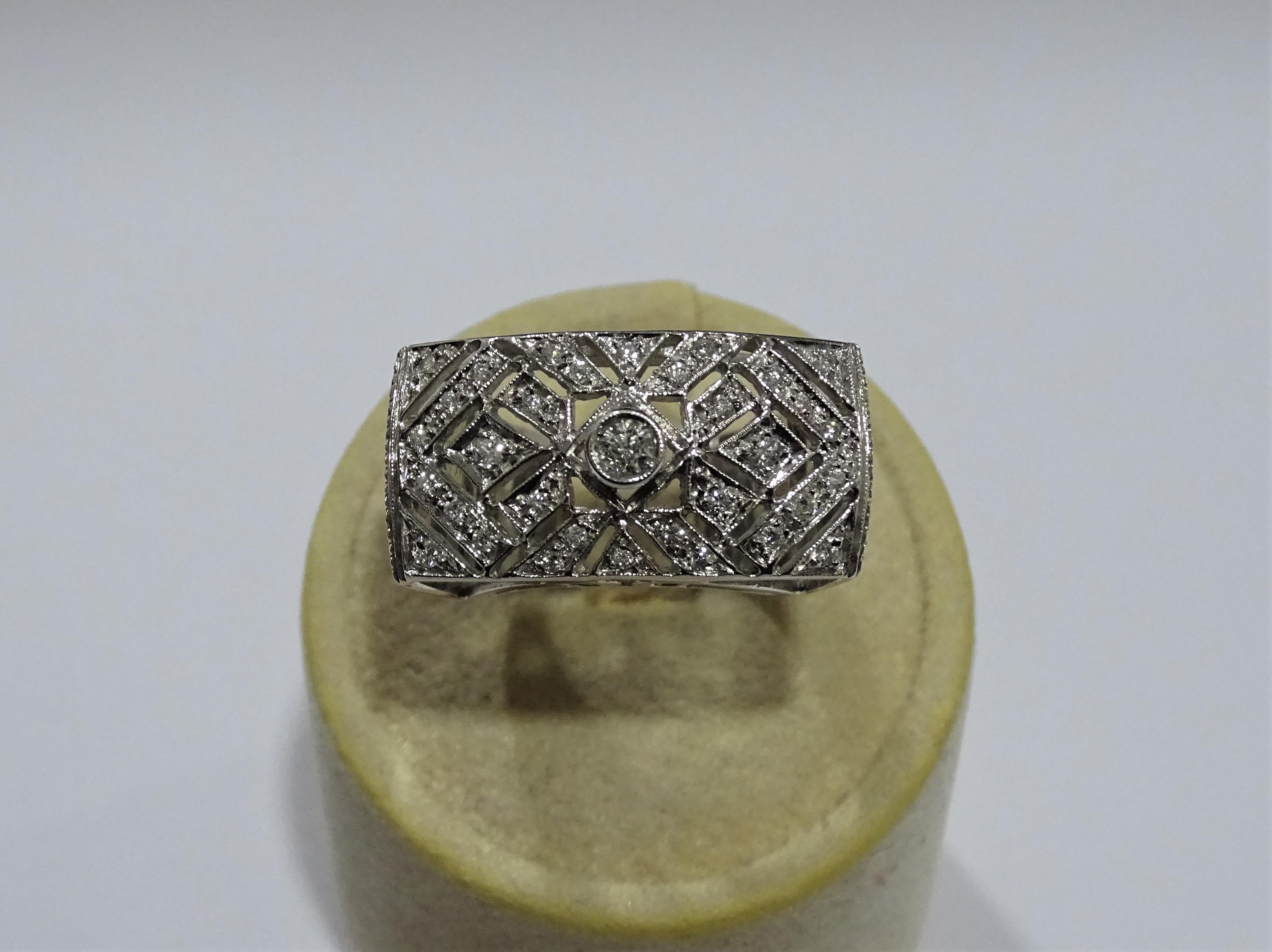 Round Cut Art Deco Style 0.40 White Diamond 18 Karat White Gold Band Ring For Sale