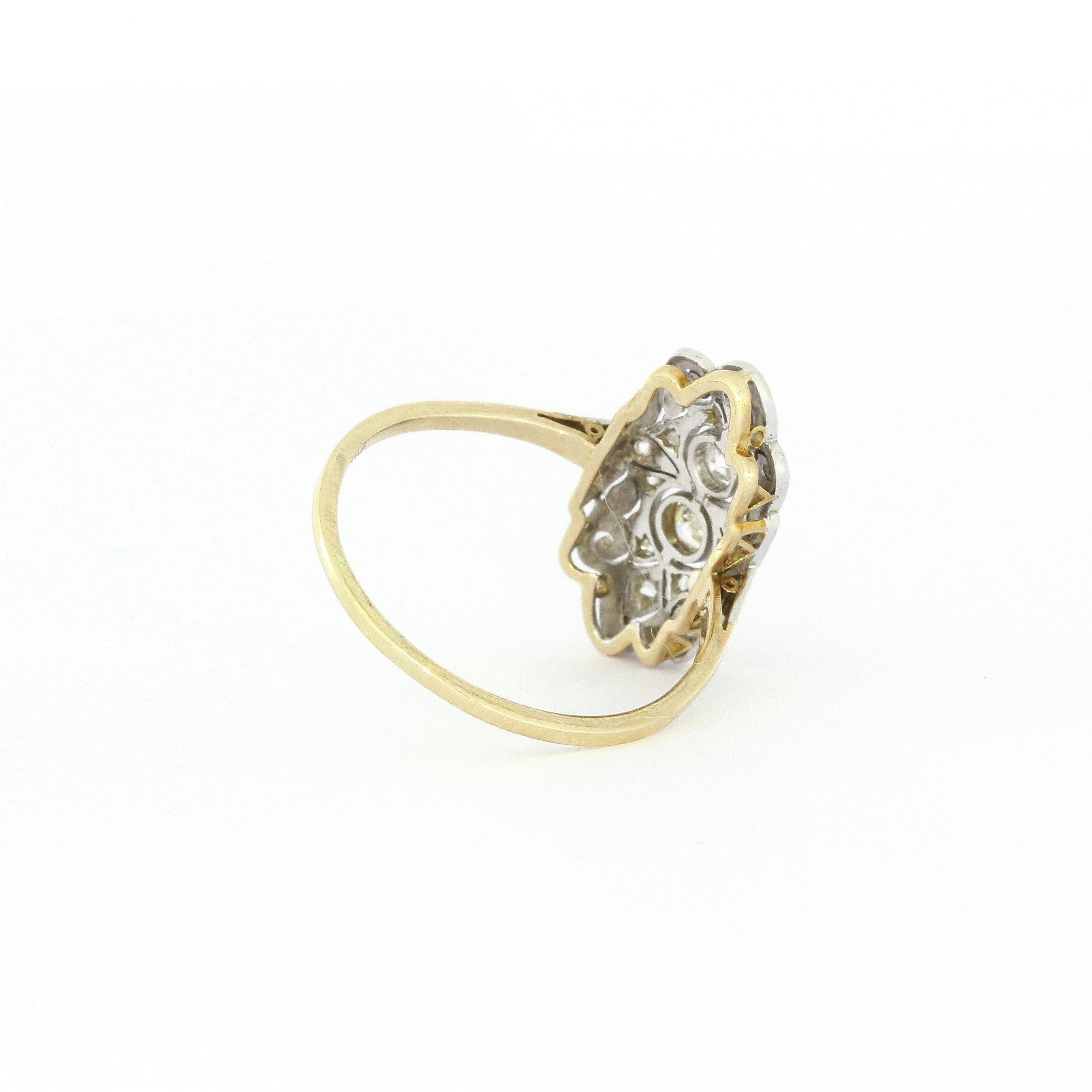 Art Deco 0, 42 Carat Old European Cut Diamond Ring For Sale 1