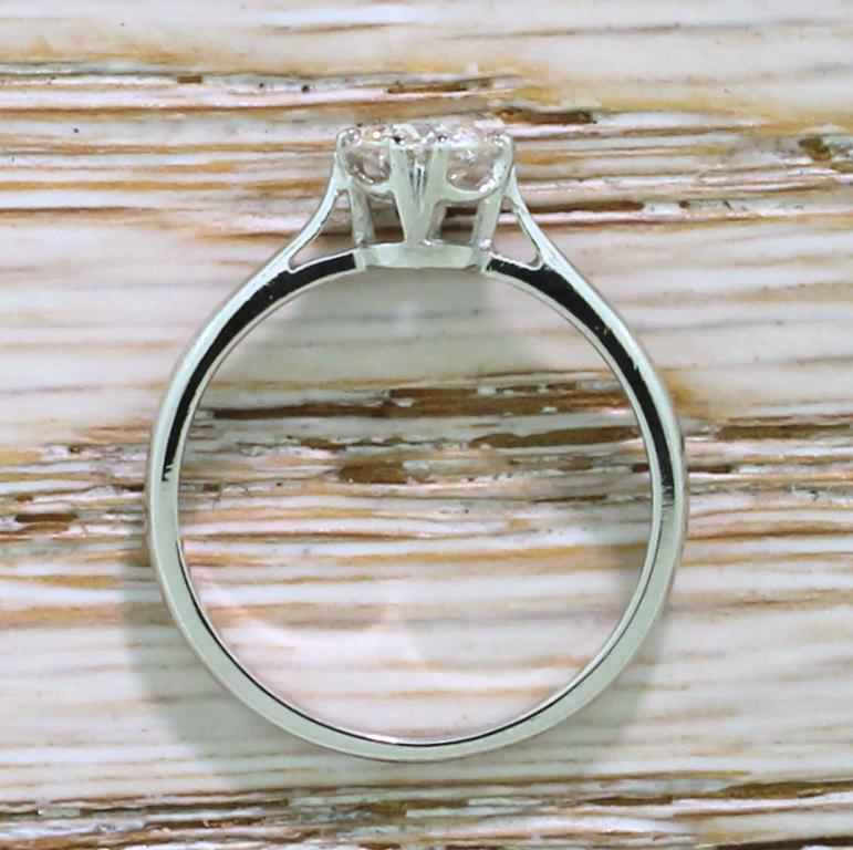 Women's Art Deco 0.45 Carat Old European Cut Diamond Platinum Engagement Ring