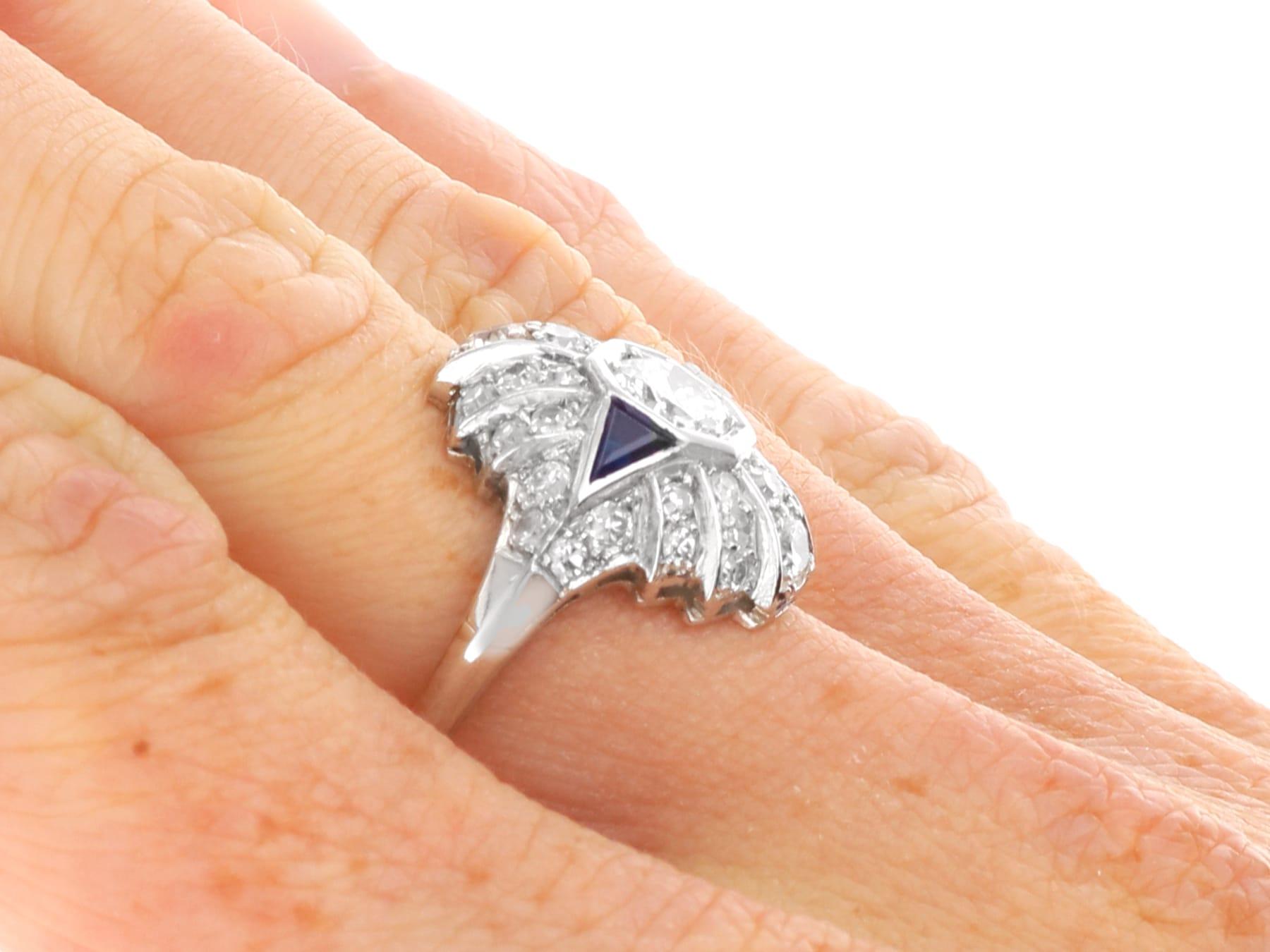 Art Deco 0,45 Karat Saphir 1,75 Karat Diamant Platin Kleid Ring CIRCA 1920 im Angebot 4