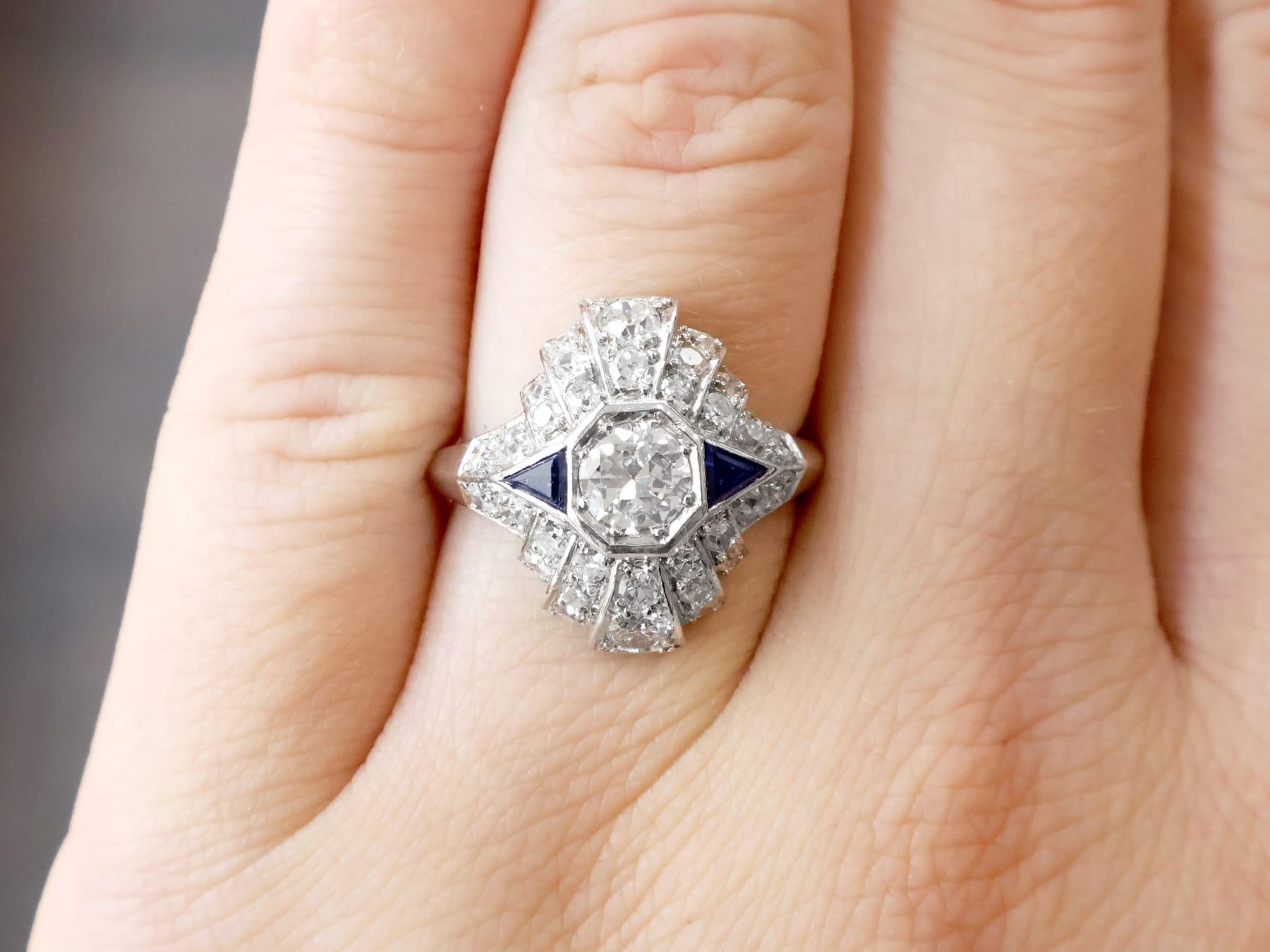 Art Deco 0,45 Karat Saphir 1,75 Karat Diamant Platin Kleid Ring CIRCA 1920 (Art déco) im Angebot