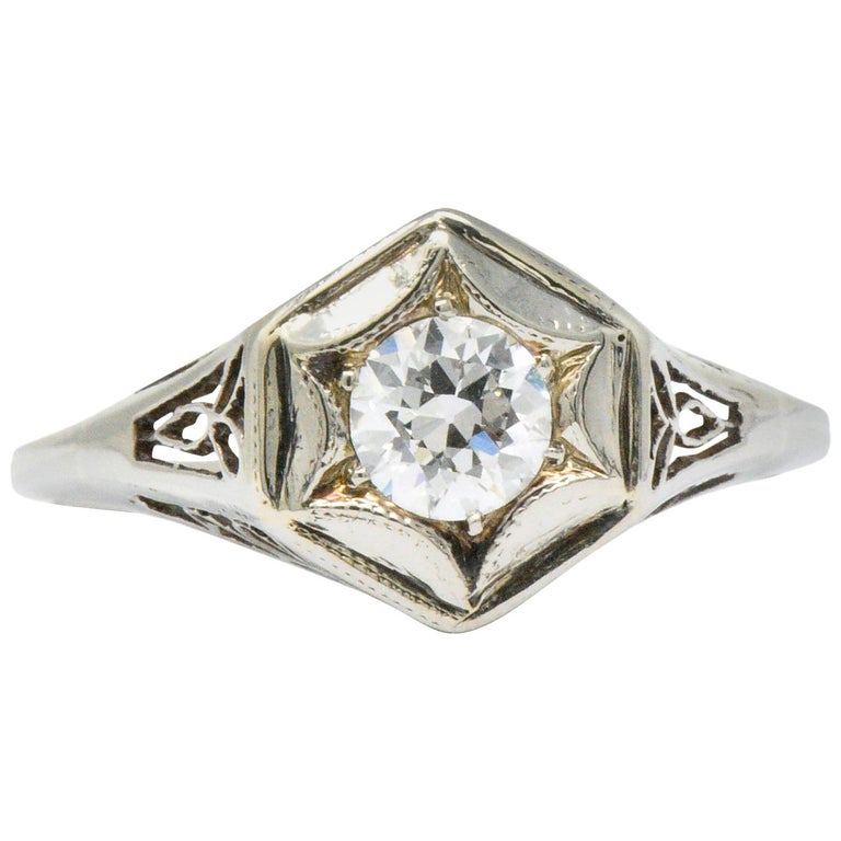 Art Deco 0.47 Carat Diamond 14 Karat White Gold Starburst Engagement Ring For Sale