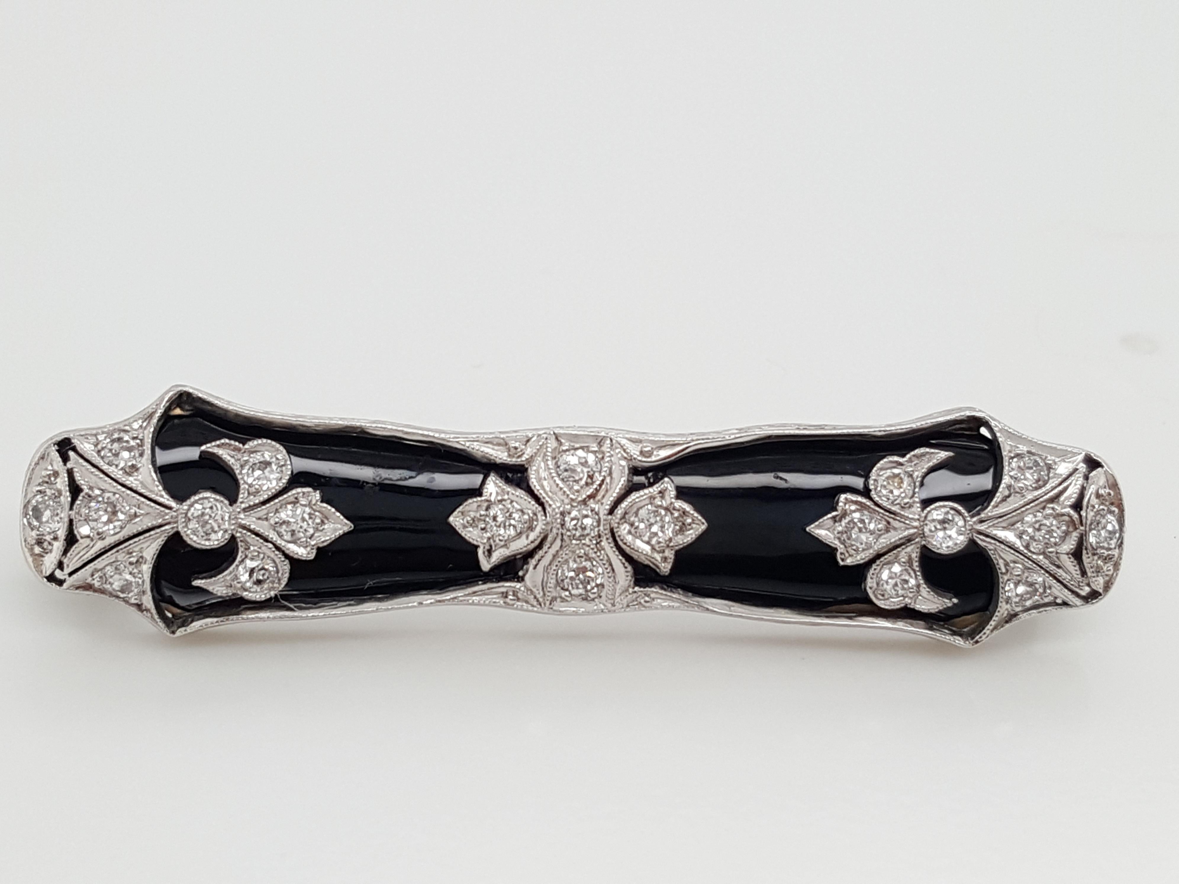 Women's or Men's Art Deco 0.5 Carat Old European Cut Diamond with Black Onyx Brooch Pin For Sale