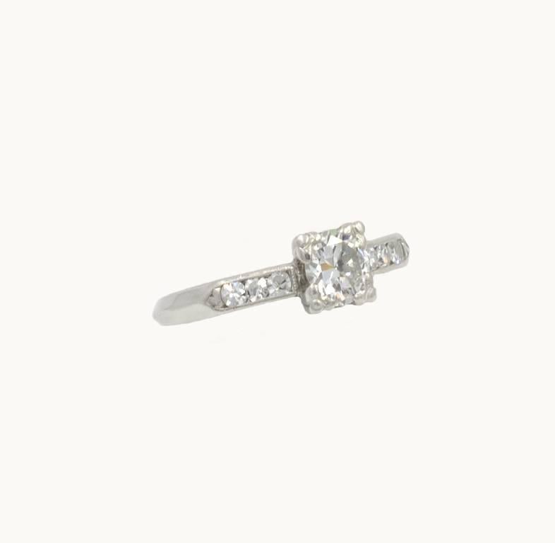 Round Cut Art Deco 0.50 Carat Diamond and Platinum Engagement Ring For Sale