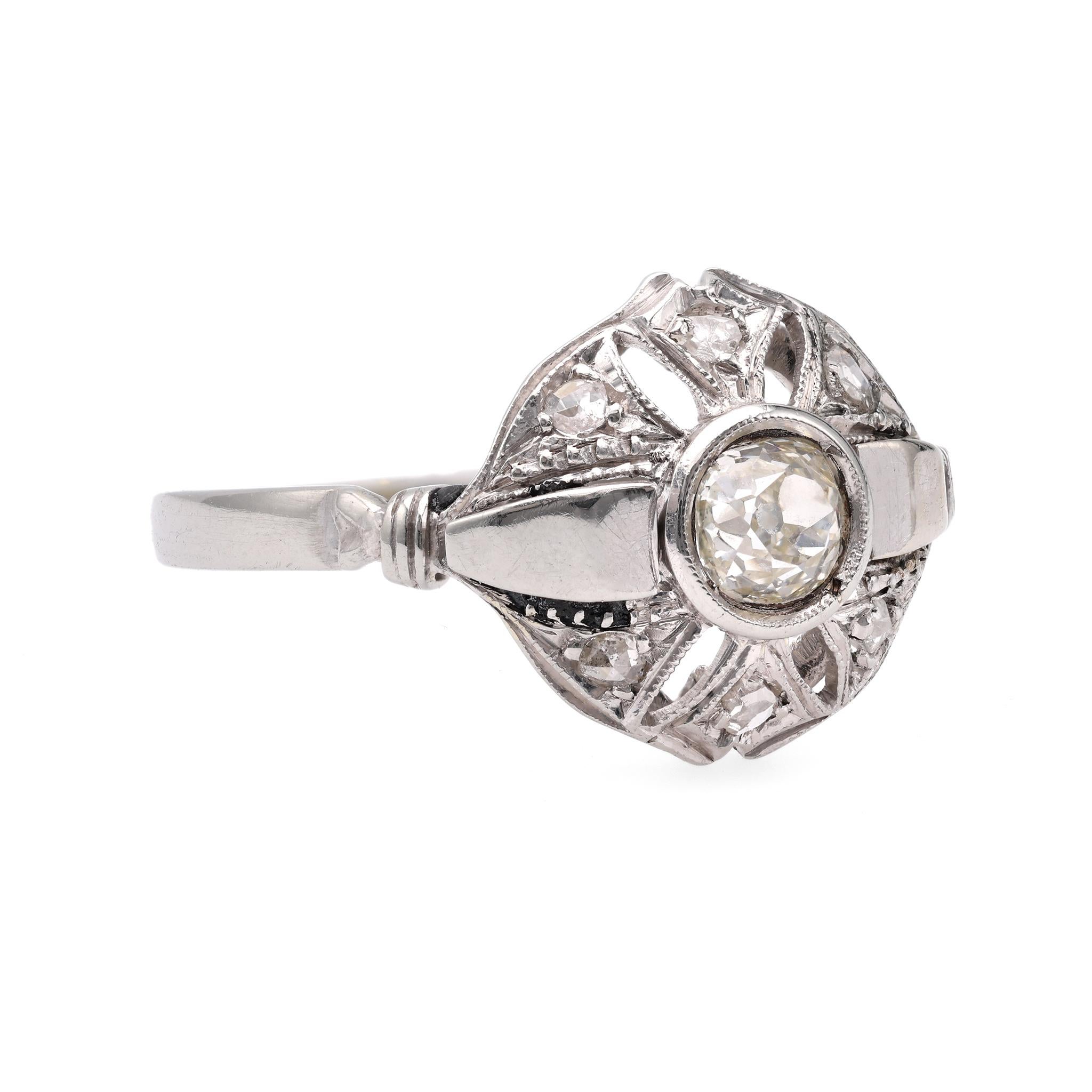 Women's or Men's Art Deco 0.50 Carat Old Mine Cut Diamond 18k White Gold Ring For Sale