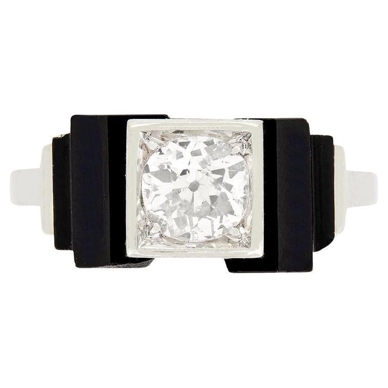 Art Deco 0.50ct Diamond and Onyx Ring, c.1920s For Sale