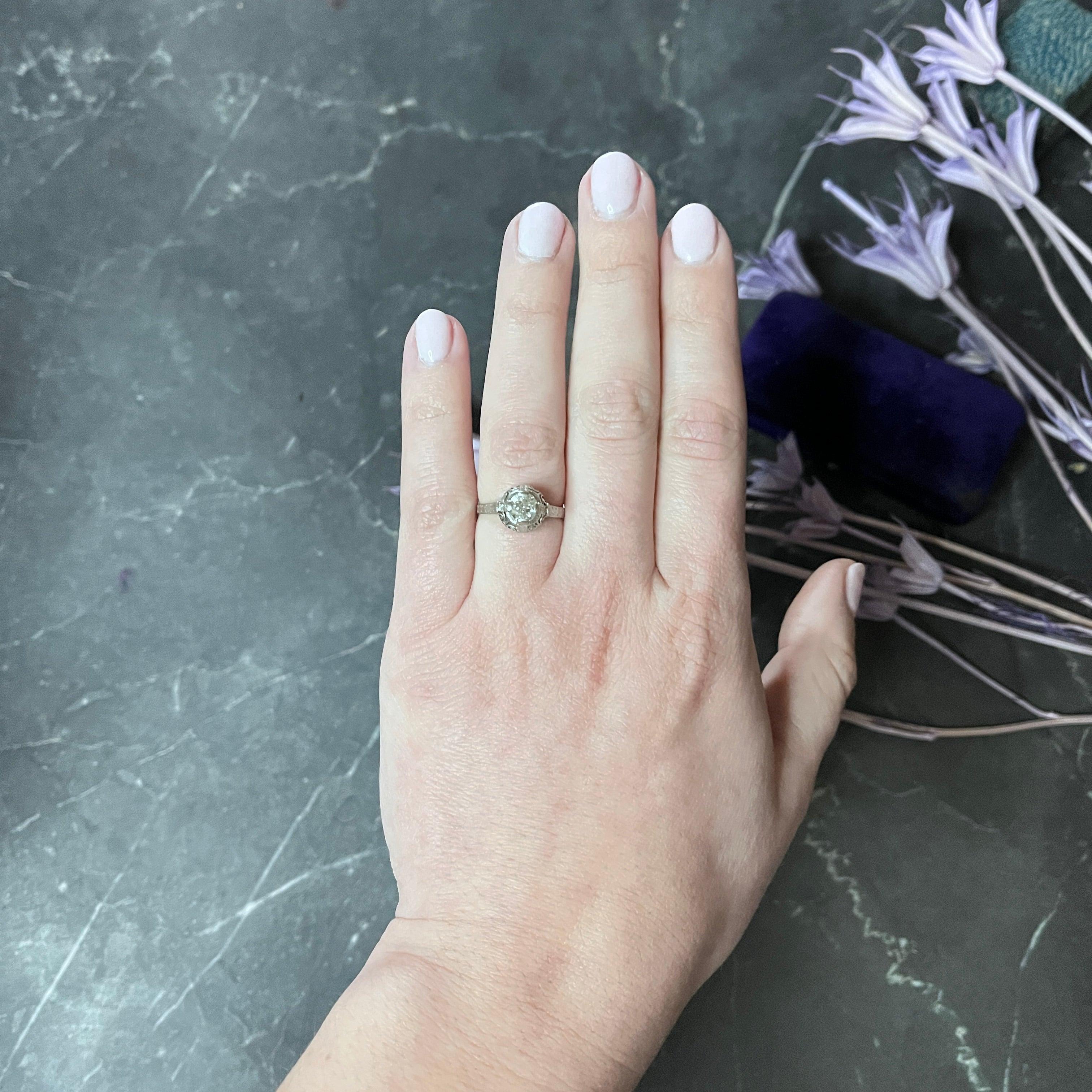 Art Deco 0.52 Carat Diamond Platinum Scrolled Foliate Engagement Ring For Sale 5