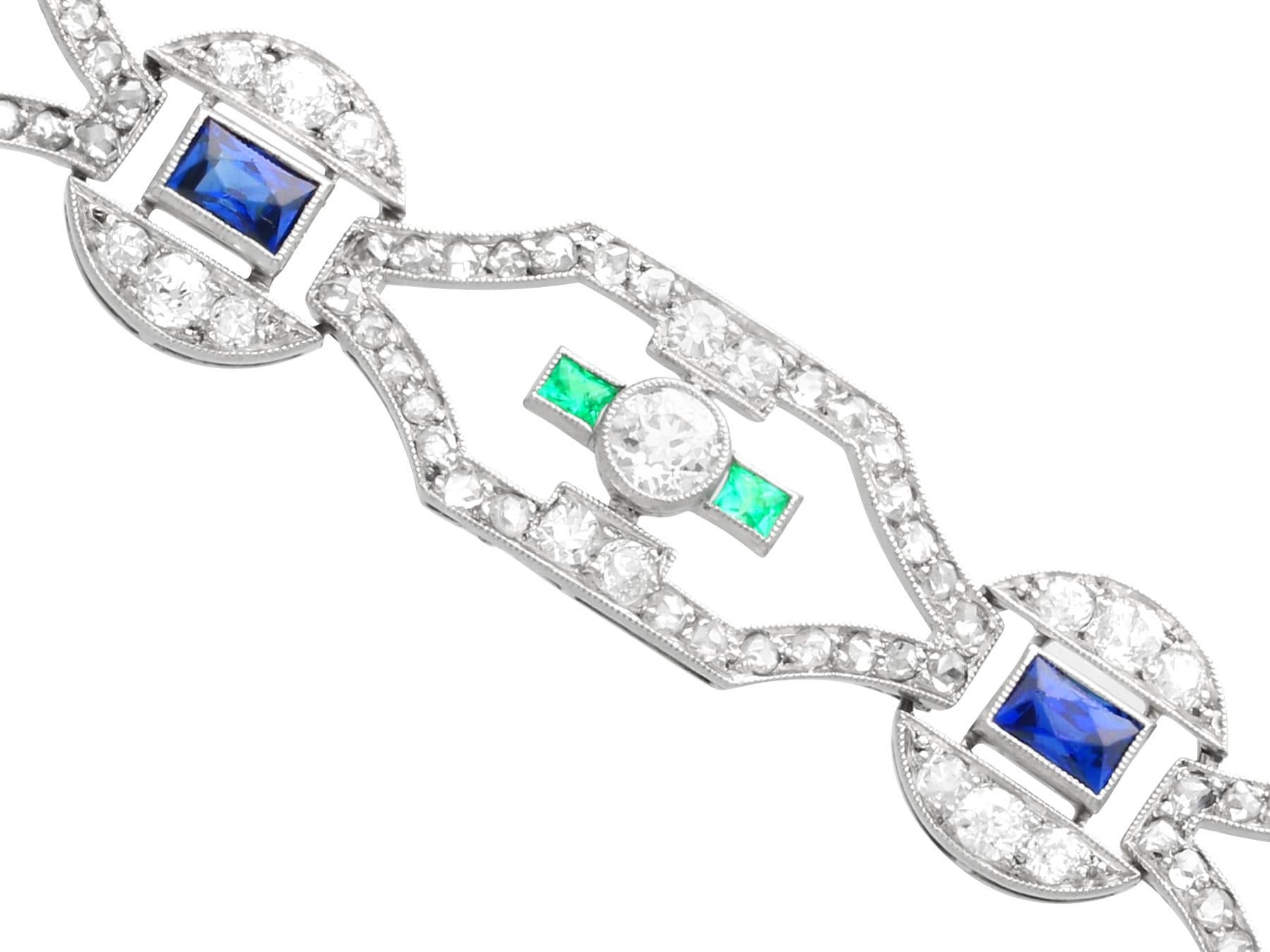 Art Deco 0.52Ct Emerald, 2.00Ct Sapphire, 4.46Ct Diamond and Platinum Bracelet In Excellent Condition For Sale In Jesmond, Newcastle Upon Tyne