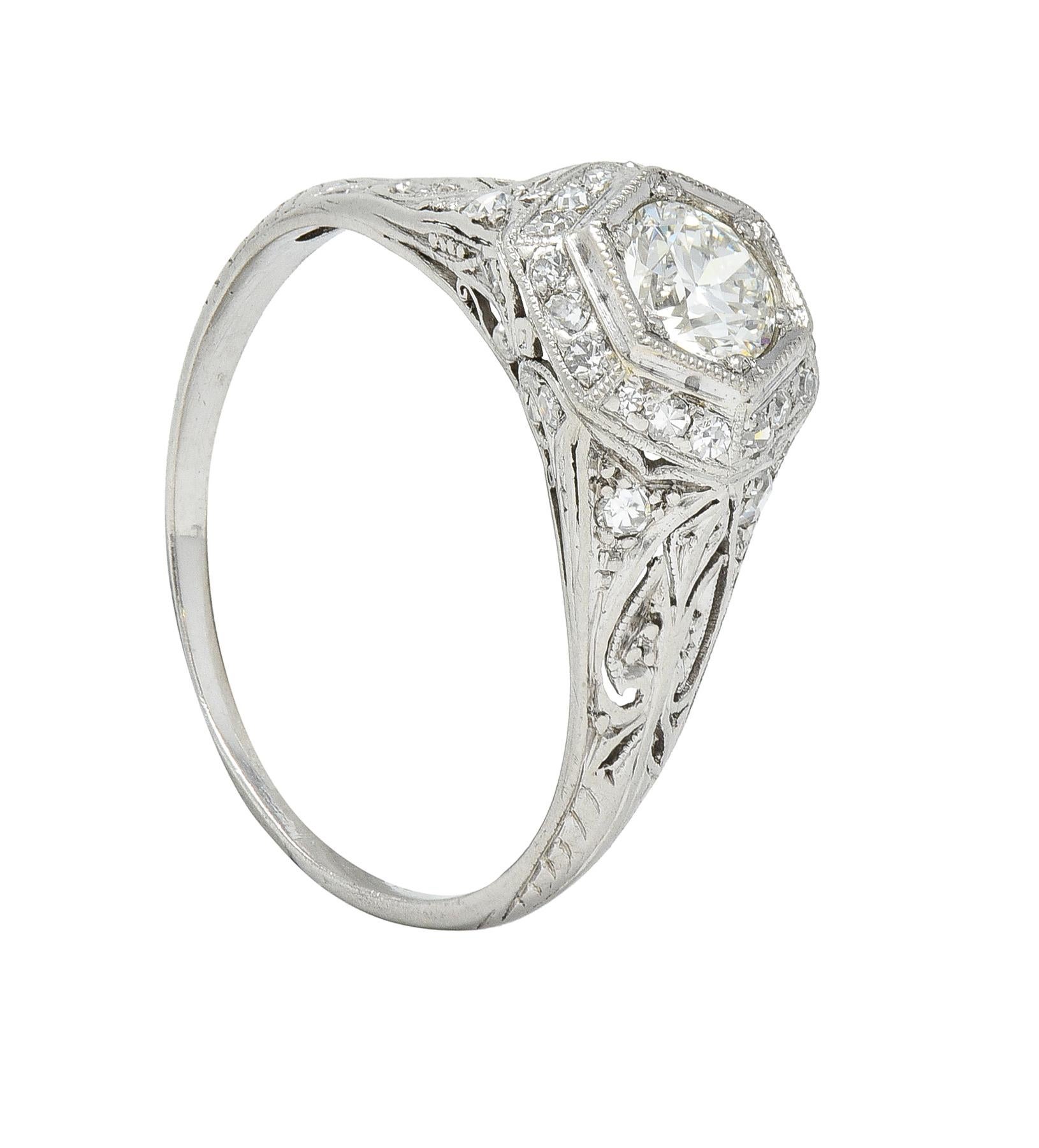 Bague de fiançailles Art déco ancienne en platine avec diamant taille européenne ancienne de 0,54 carat en vente 6