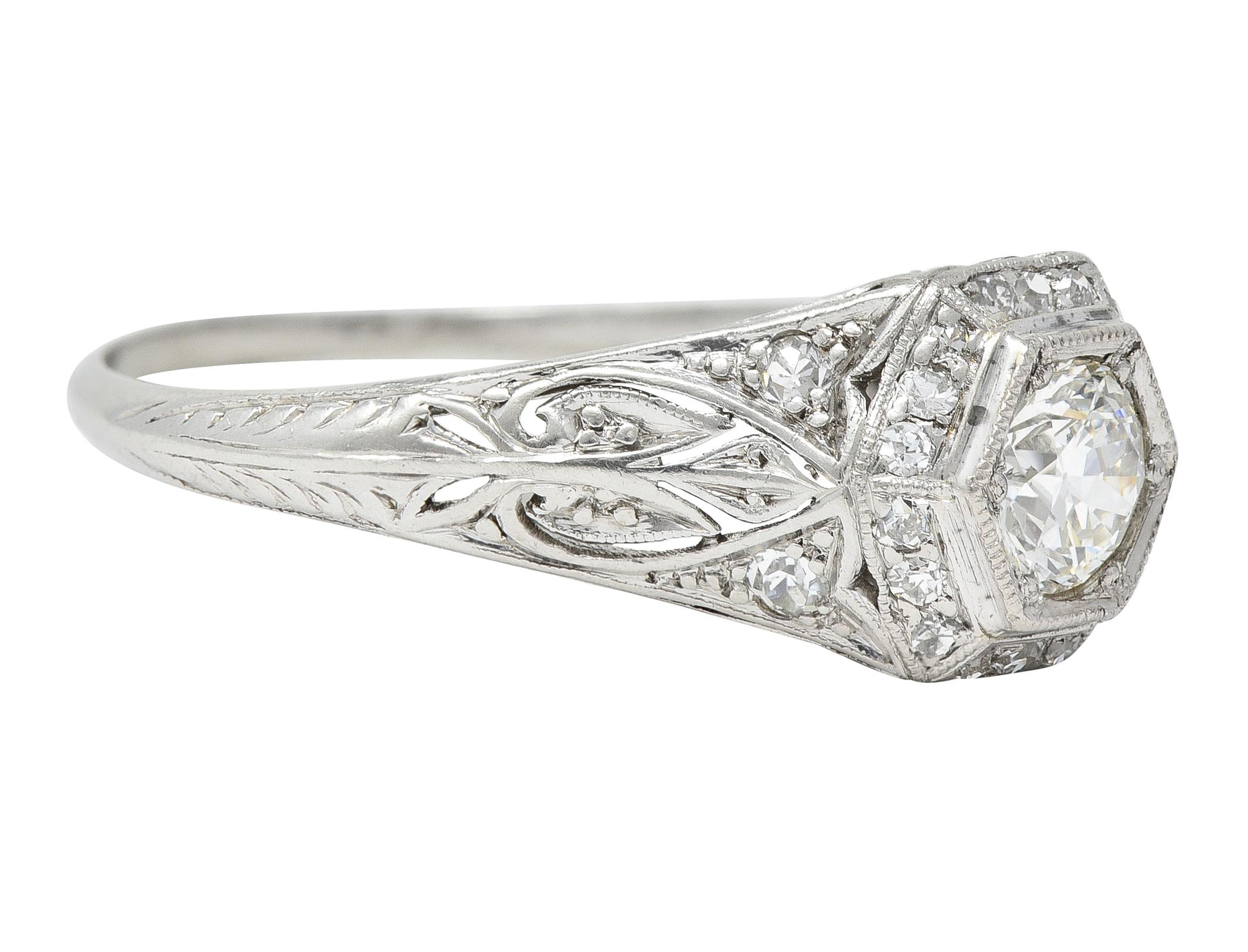 Art Deco 0,54 Karat Diamant-Verlobungsring aus Platin mit alteuropäischem Schliff und antikem Platin (Art déco) im Angebot