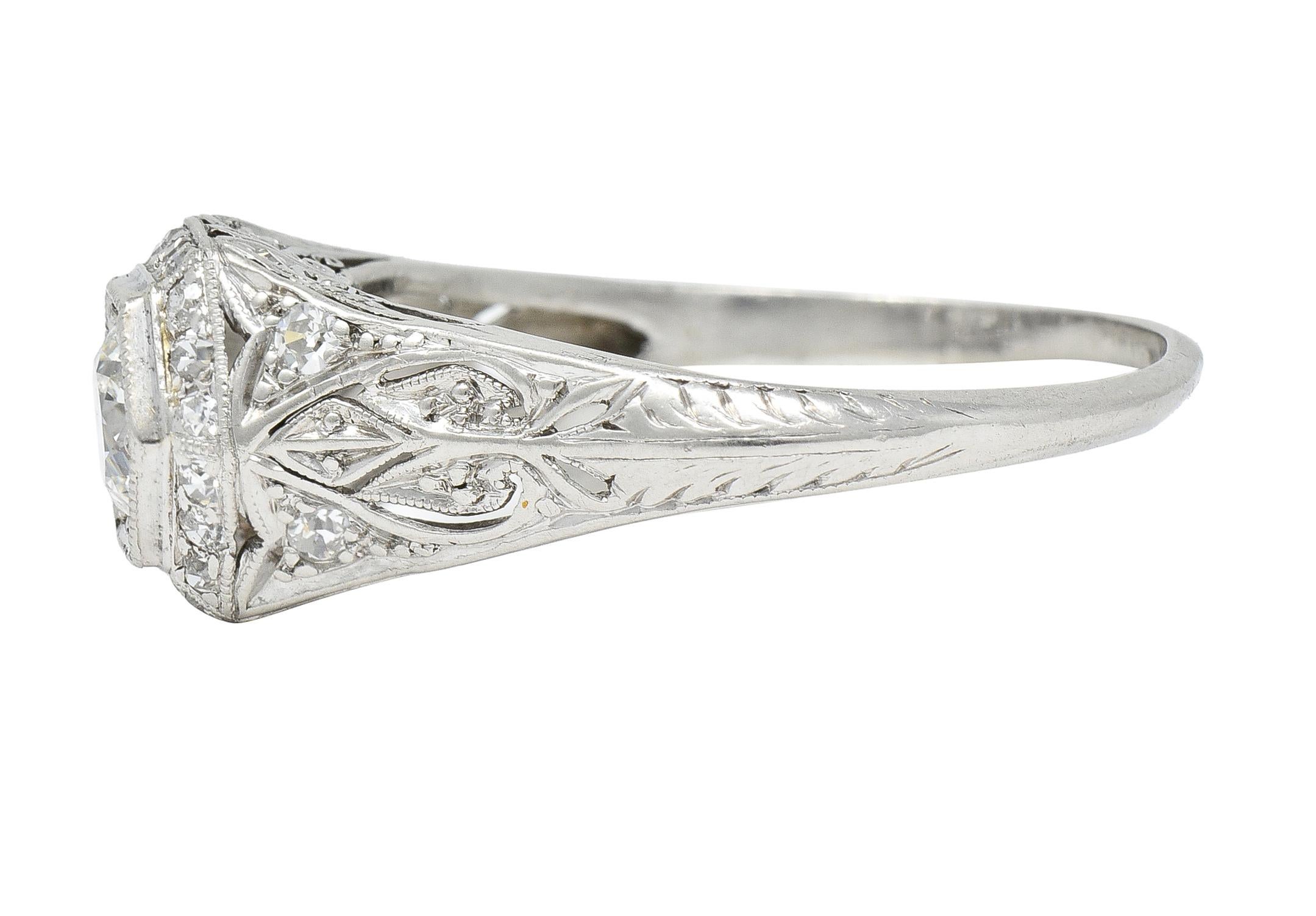 Art Deco 0,54 Karat Diamant-Verlobungsring aus Platin mit alteuropäischem Schliff und antikem Platin für Damen oder Herren im Angebot