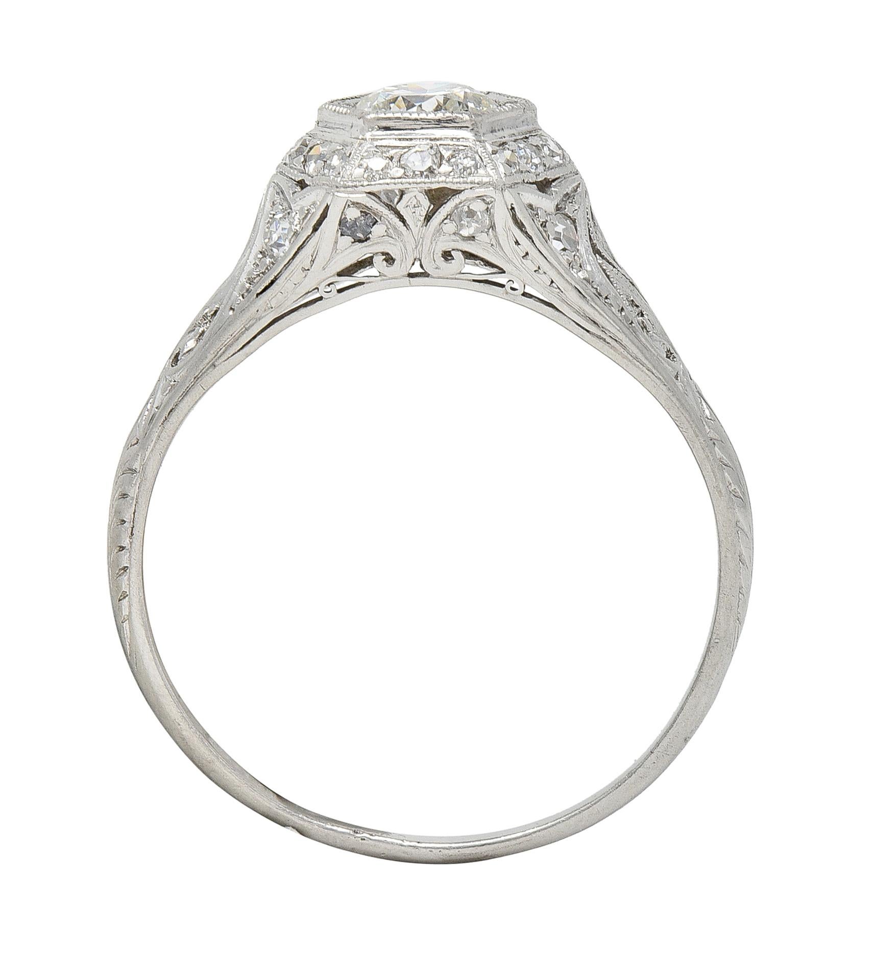 Art Deco 0,54 Karat Diamant-Verlobungsring aus Platin mit alteuropäischem Schliff und antikem Platin im Angebot 3