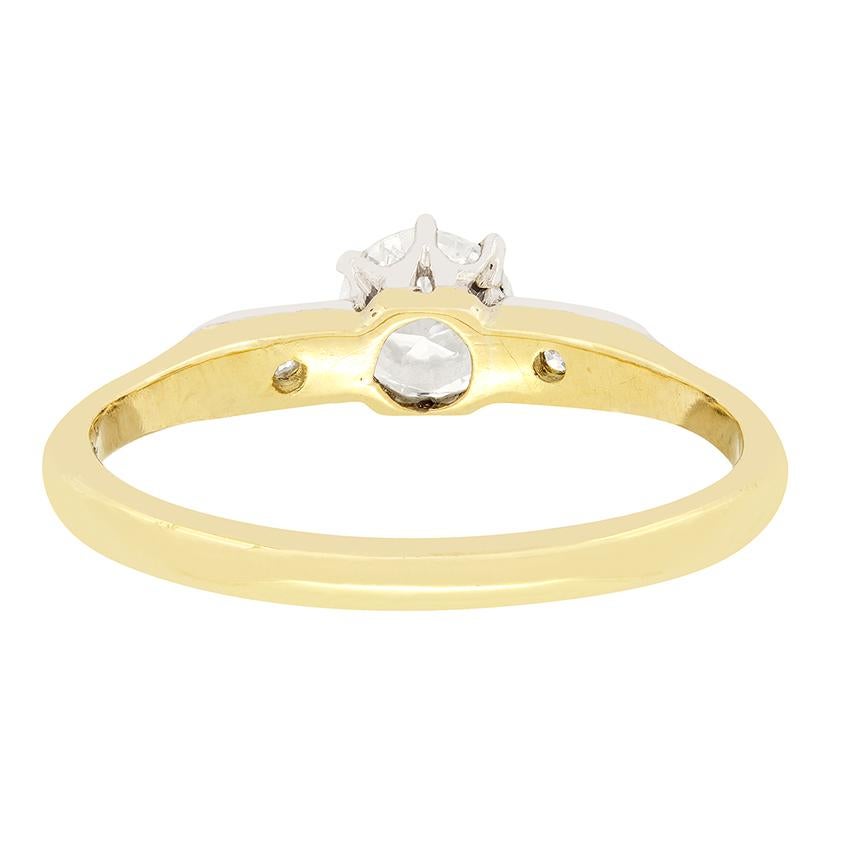Art Deco 0.54ct Diamond Solitaire Ring, c.1920s In Good Condition For Sale In London, GB