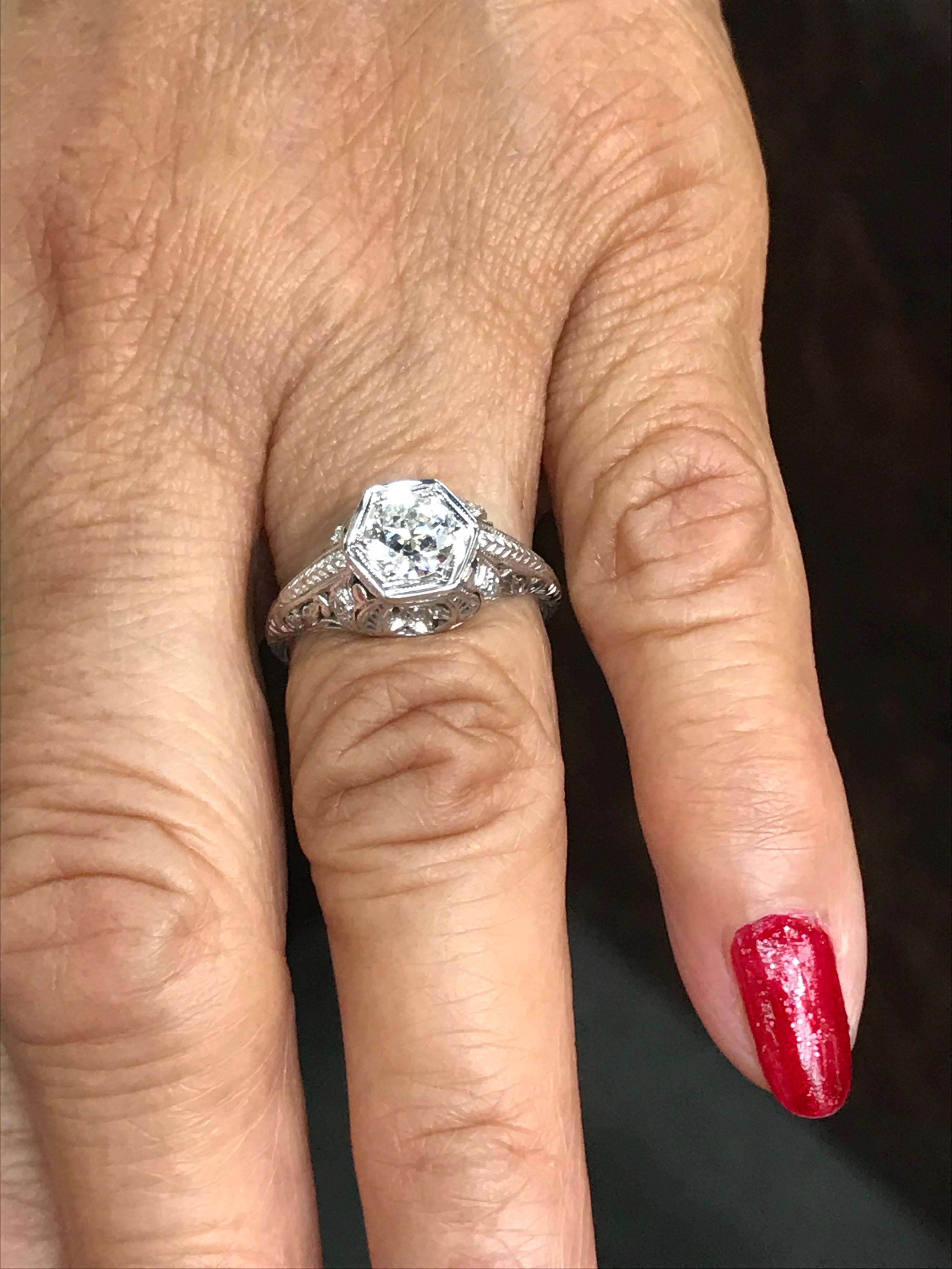 Art Deco 0.55 Carat Diamond Platinum Engagement Ring 1