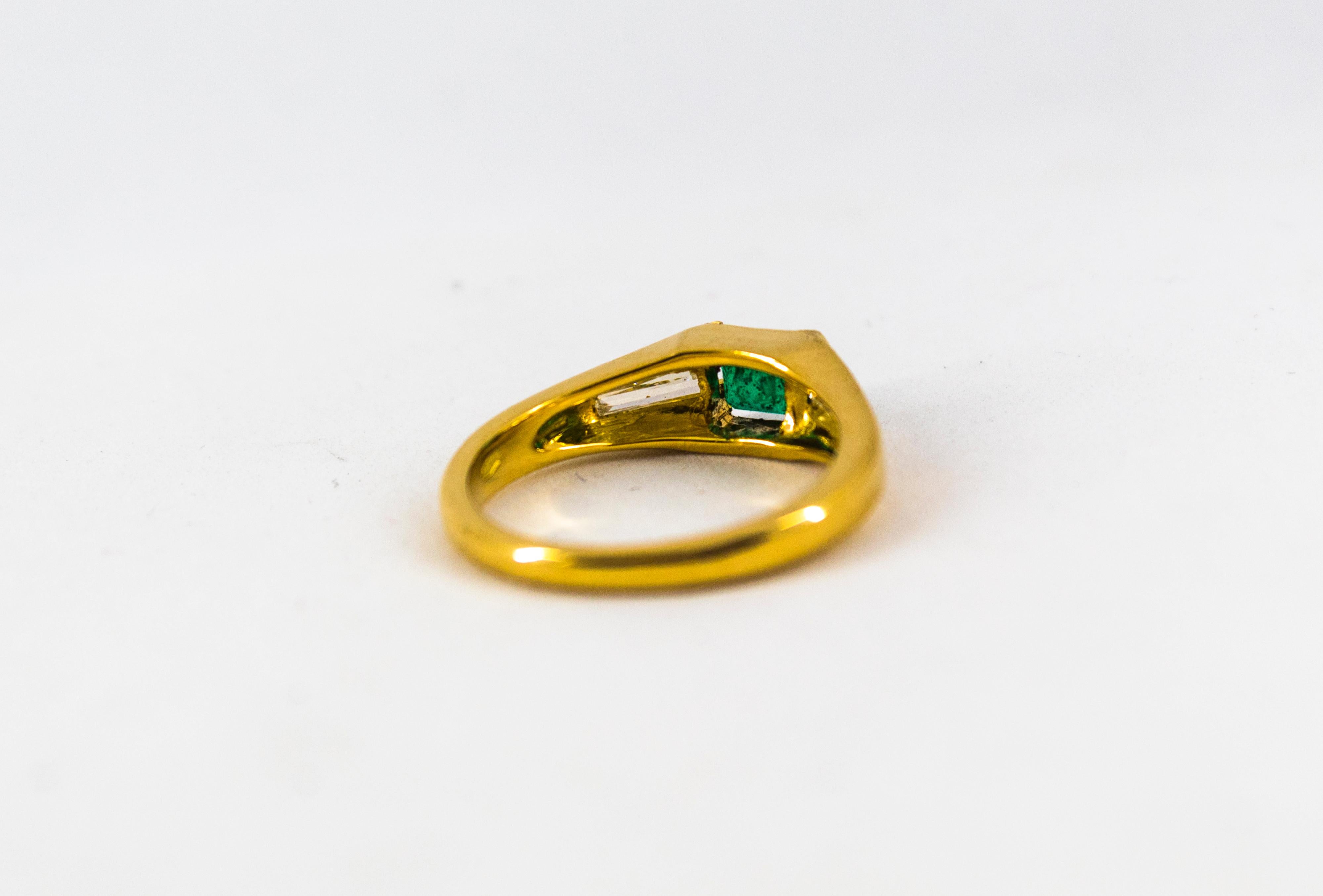 Art Deco 0.55 Carat Emerald 0.70 Carat White Baguette Diamond Yellow Gold Ring 7
