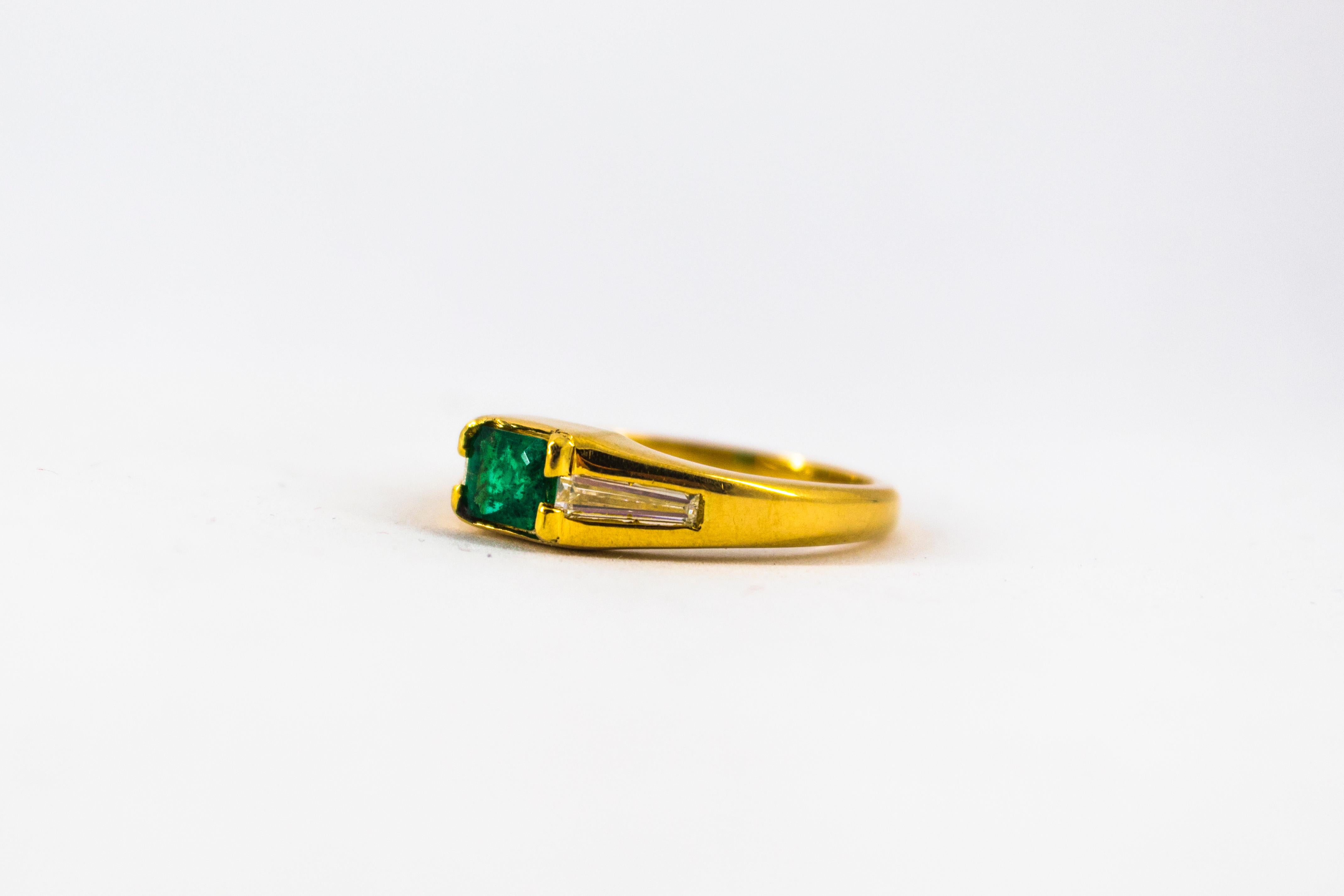 Art Deco 0.55 Carat Emerald 0.70 Carat White Baguette Diamond Yellow Gold Ring 5