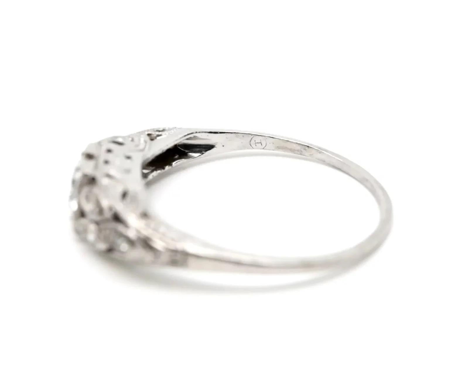Women's Art Deco 0.58ct European Cut Diamond Engagement Ring in Platinum For Sale